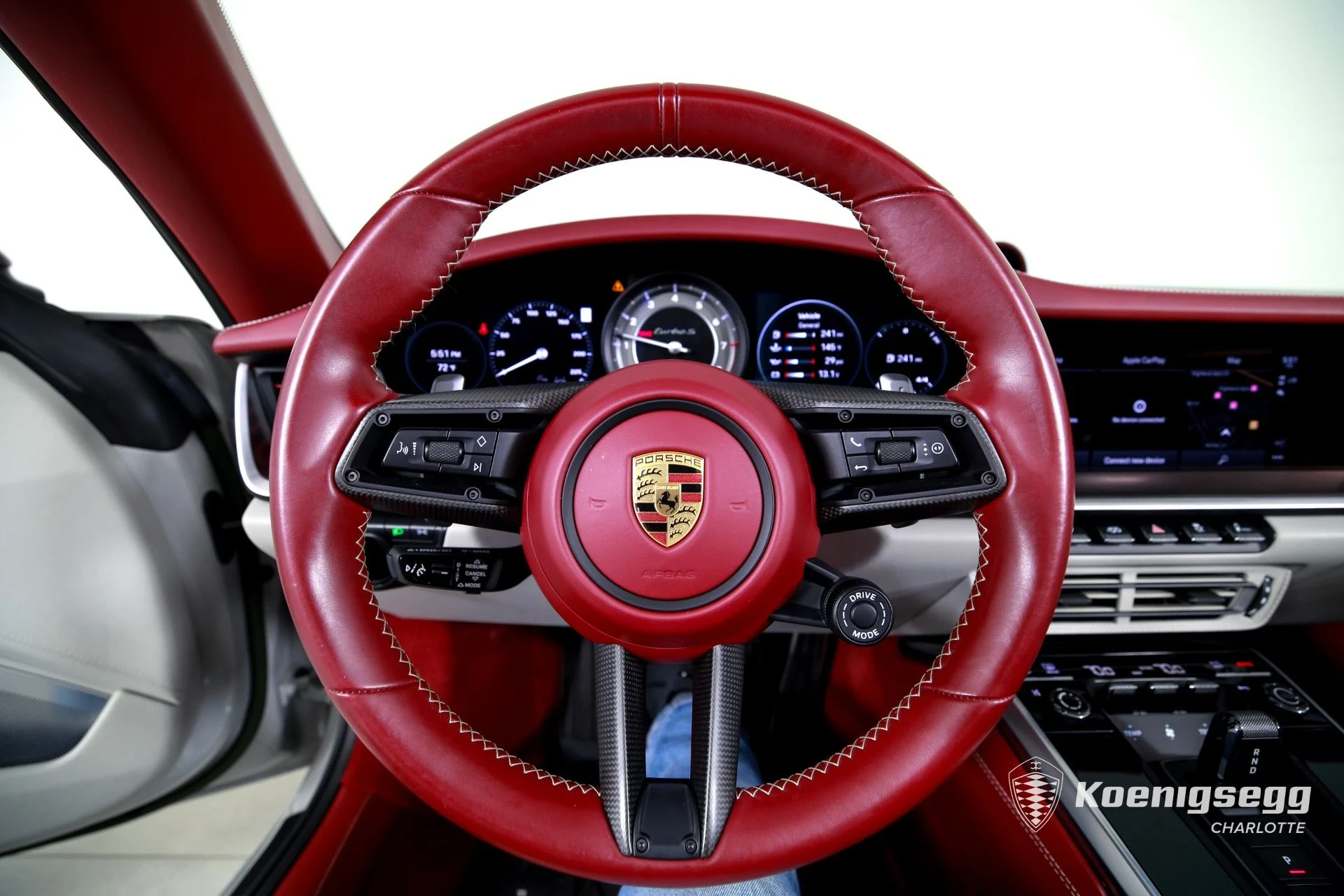 mph013_1416739558_Used_2022_Porsche_911_Turbo_S_1760987734_fe0f34fe12