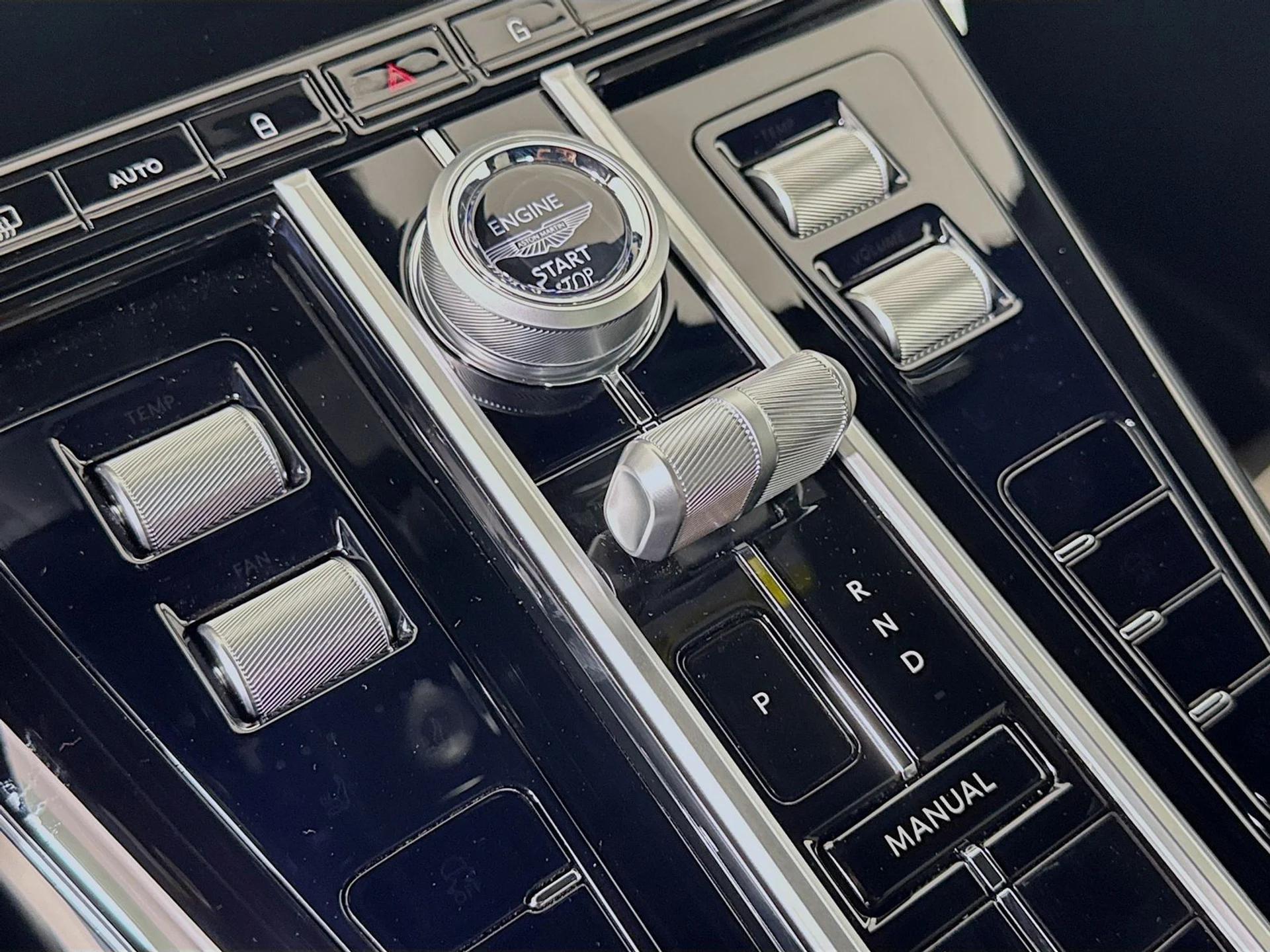 mph013_1417482868_de28c547f8c74d74d45be85ea1f3b11fx_3630a5f8c7