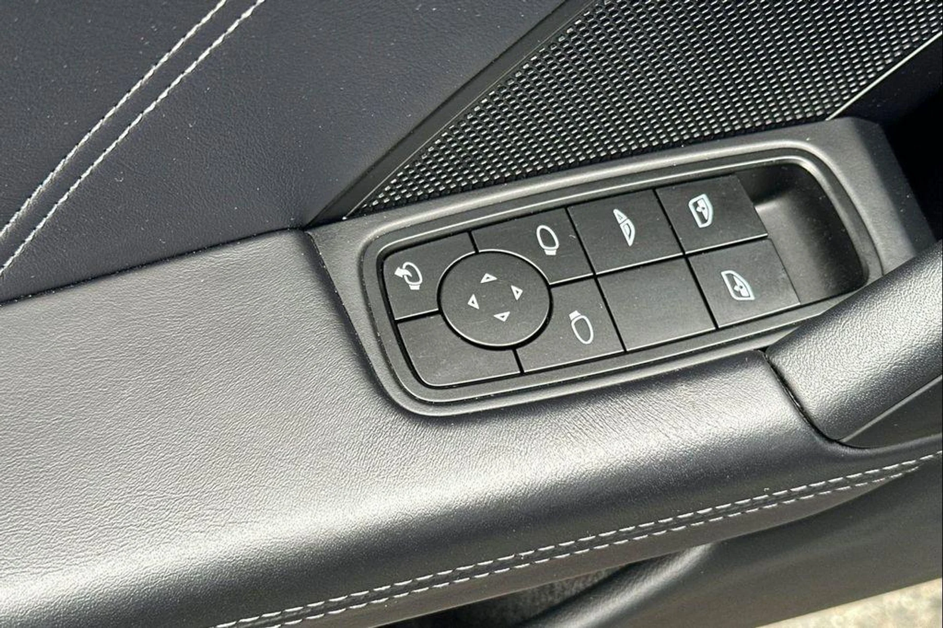 mph013_1423525705_YK_Rpi_Svl_Wc2z_QK_Mx7r8ug_O_Xe_XU_4a4b049b1a