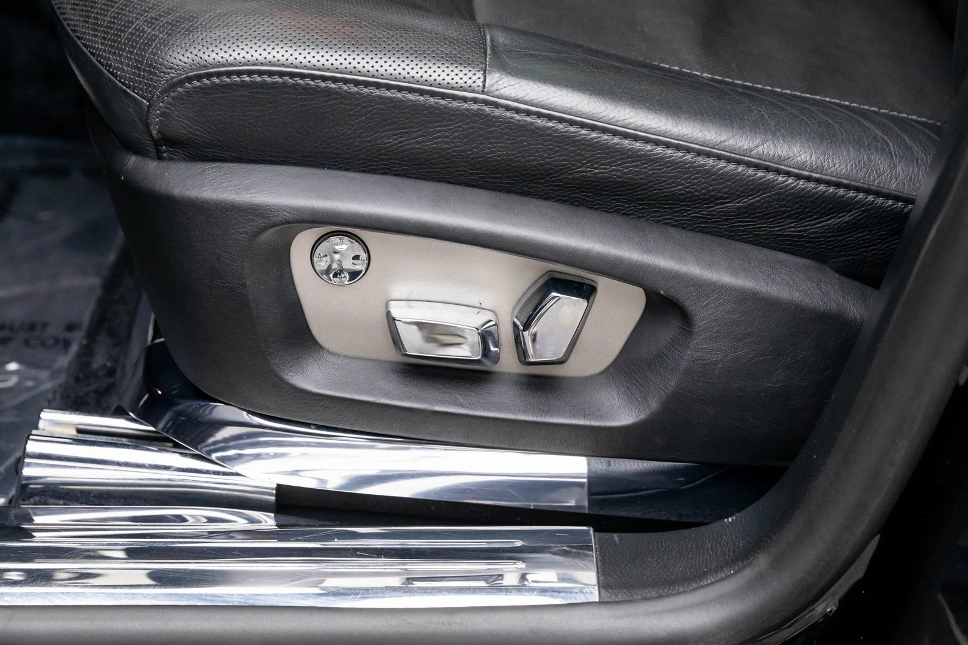 mph013_142355697_14_574d0a7711