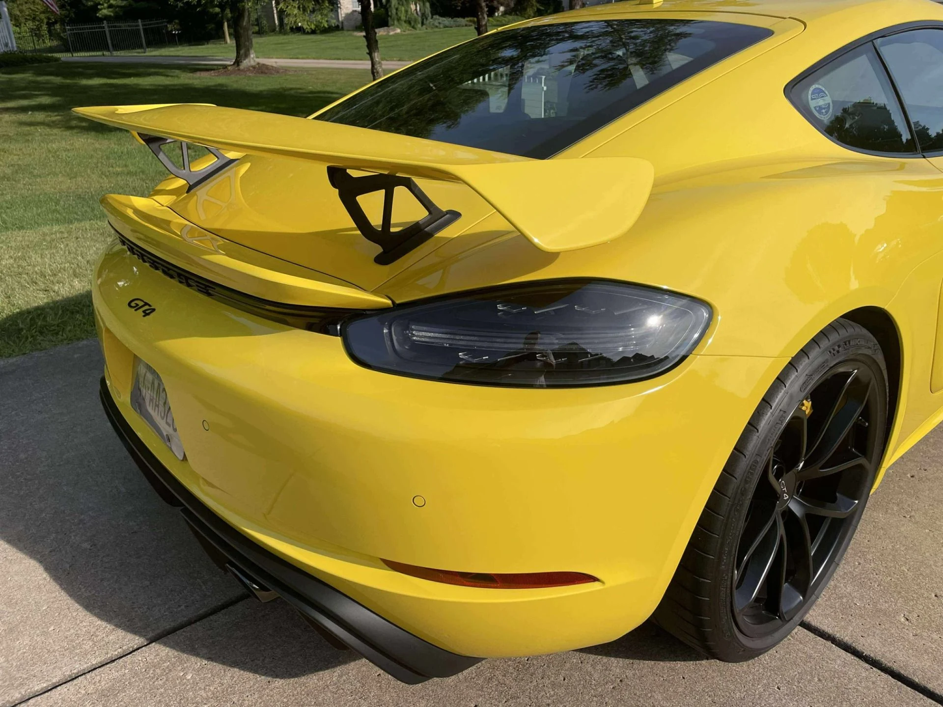 mph013_1424127036_Used_2020_Porsche_718_Cayman_GT_4_1753310362_0cab5ee481