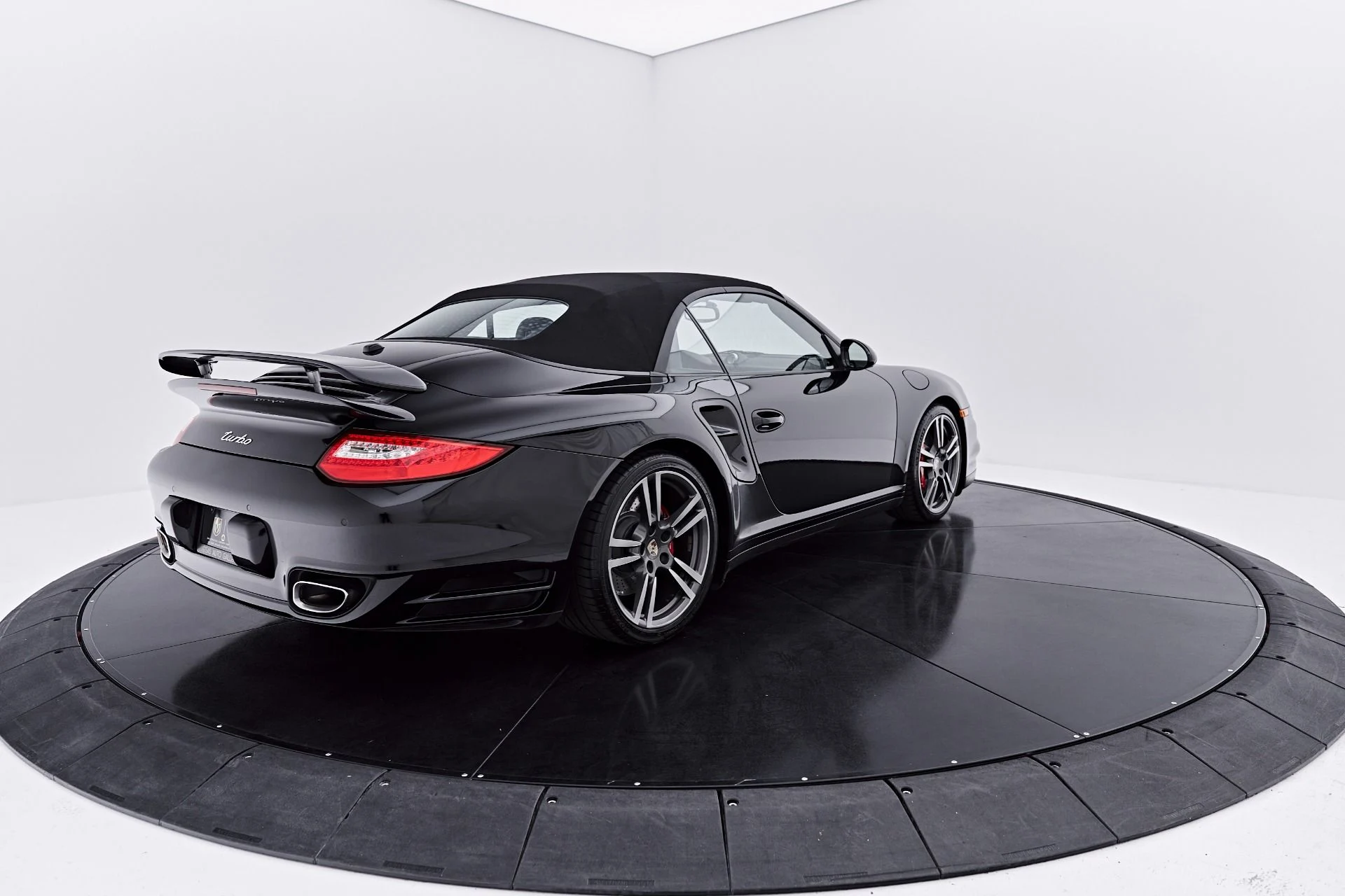 mph013_1427471563_Used_2010_Porsche_911_Turbo_1785431110_dd7ed38d9b