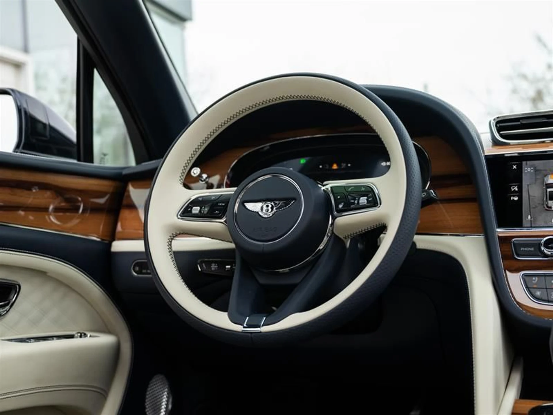 mph013_1432409295_3gponi0q_352df624f1