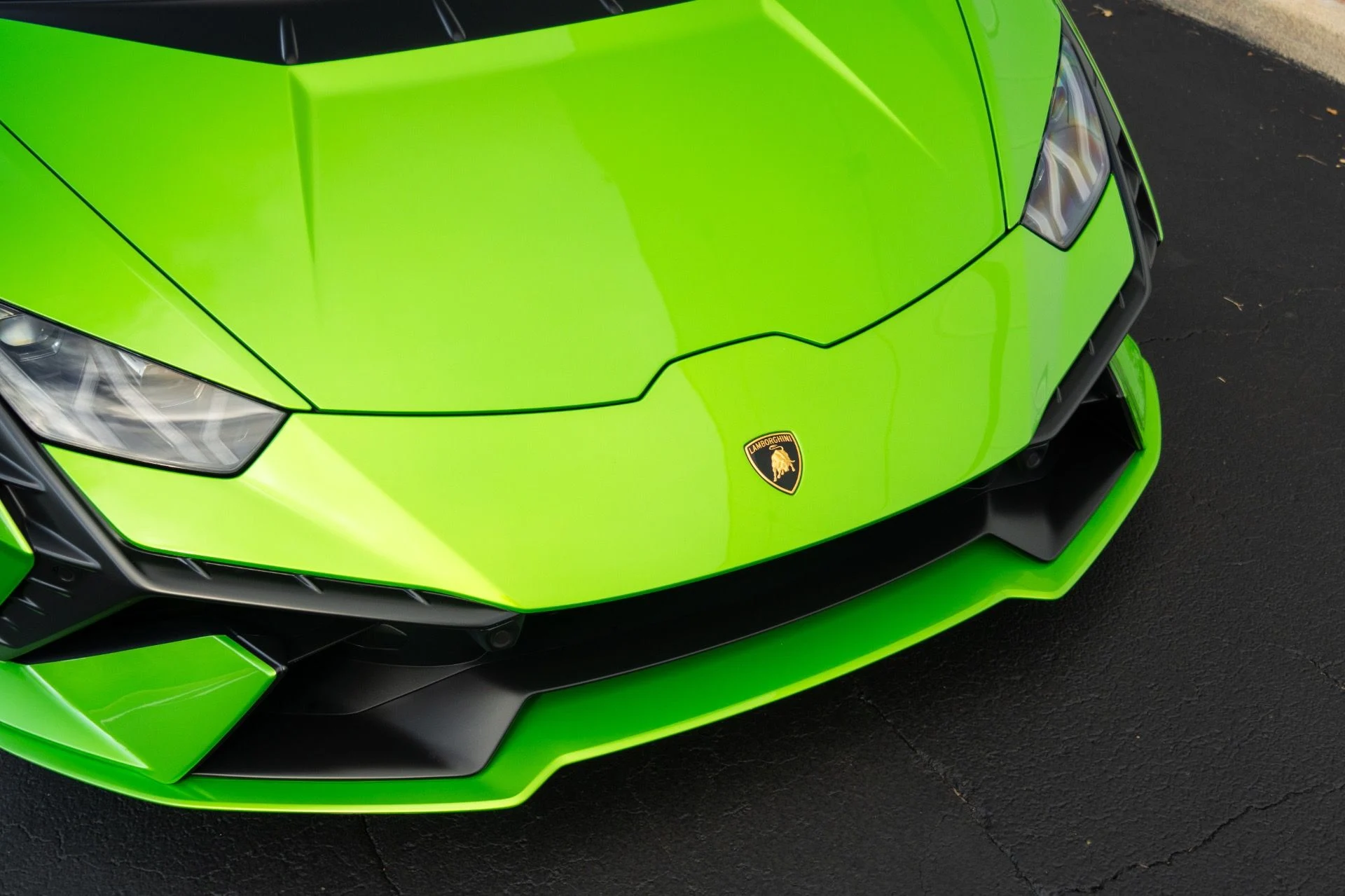 mph013_1432432515_Used_2023_Lamborghini_Huracan_Tecnica_1761058582_cc574d628f