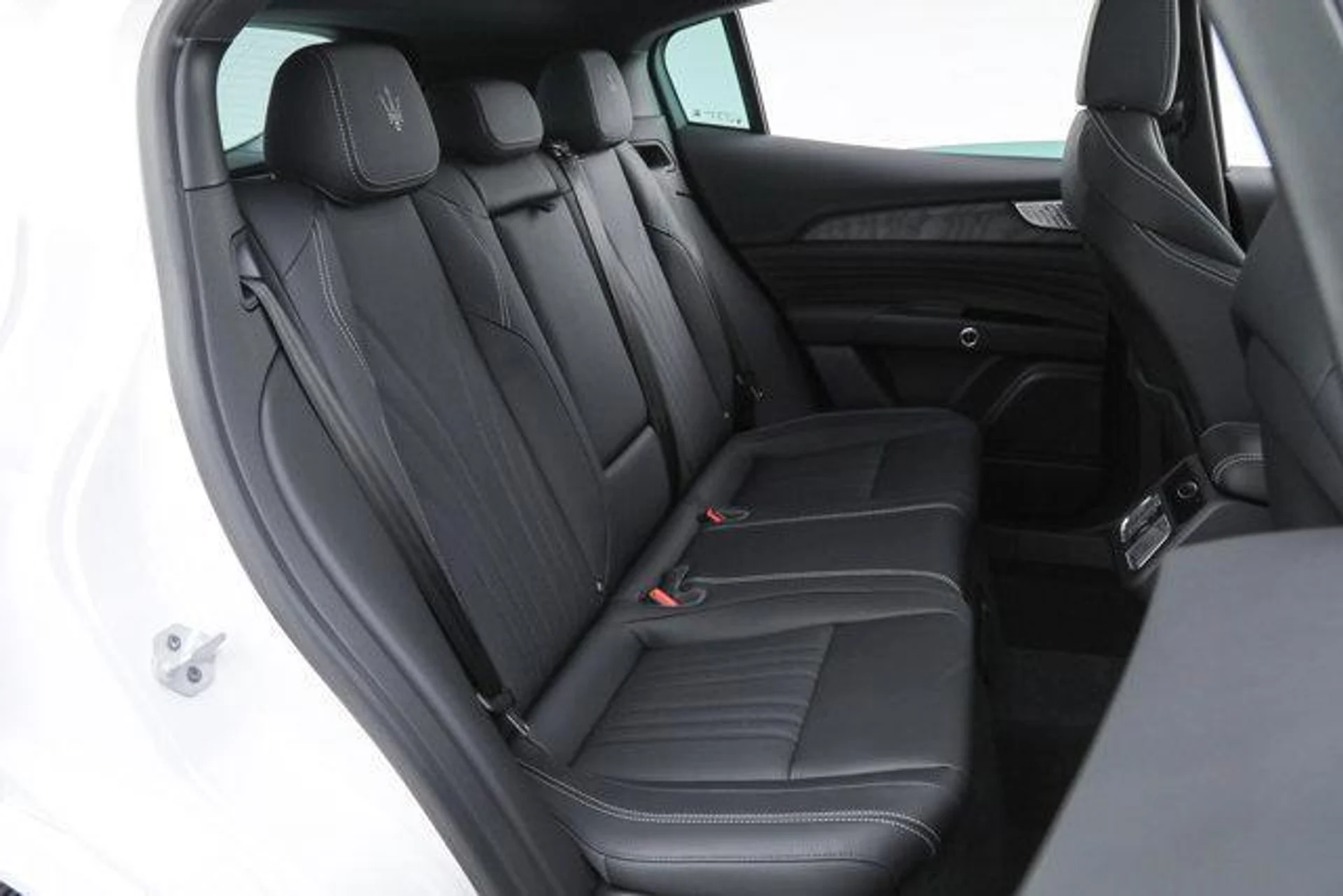 mph013_1436440247_R1_UI_Jdn_BNZOR_8jr_B_Bwi_GNC_Au_Obg_2fddb853fe