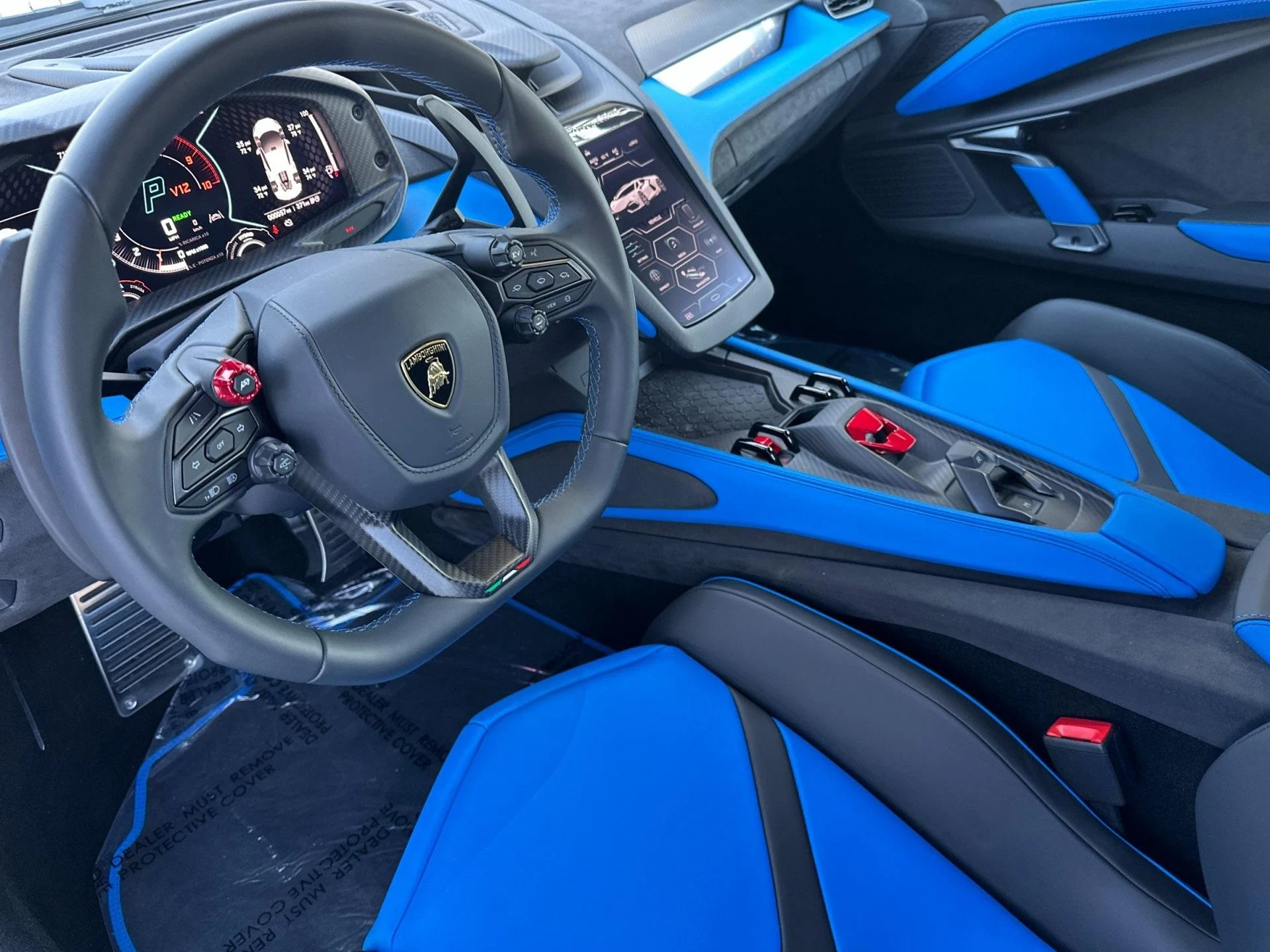 mph013_1442996802_New_2025_Lamborghini_Revuelto_Coupe_1761898379_47593b4423