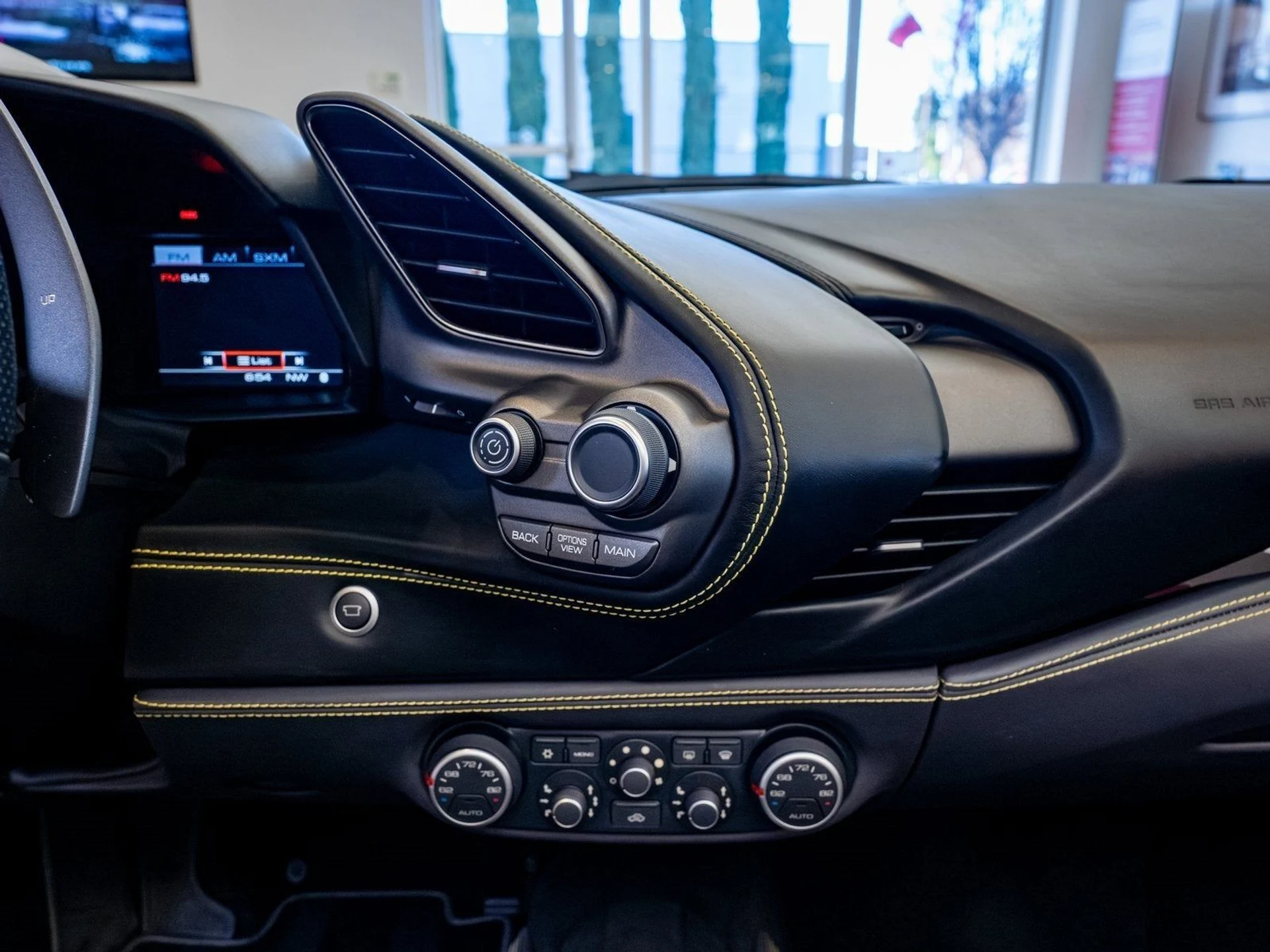 mph013_144879041_14_36a19eb948