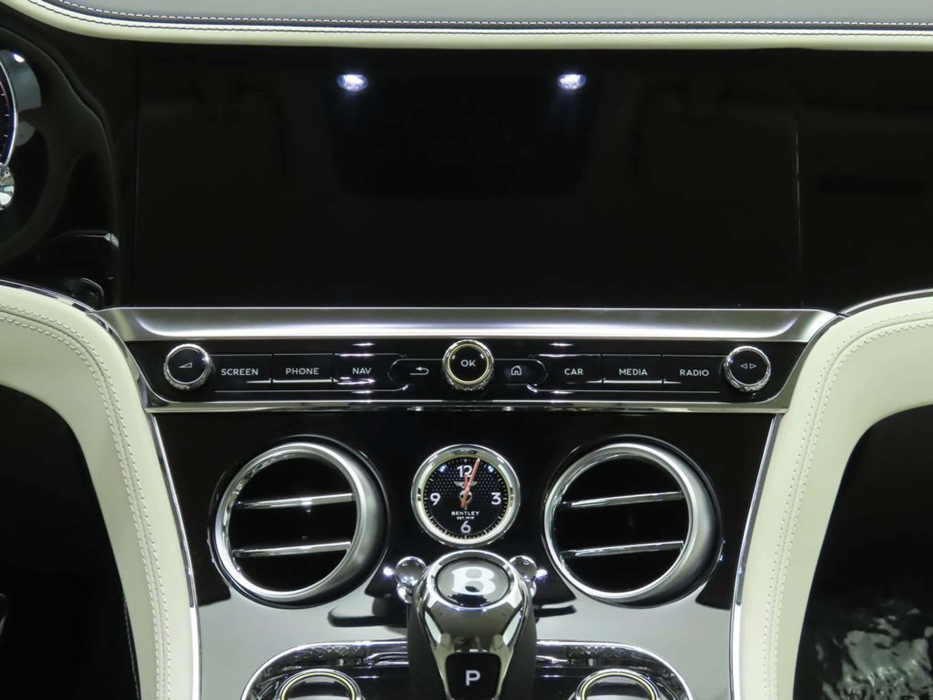 mph013_1449207882_new_2025_bentley_continental_gtblackeditioncoupe_8119_22910192_14_1024_8d7805c969
