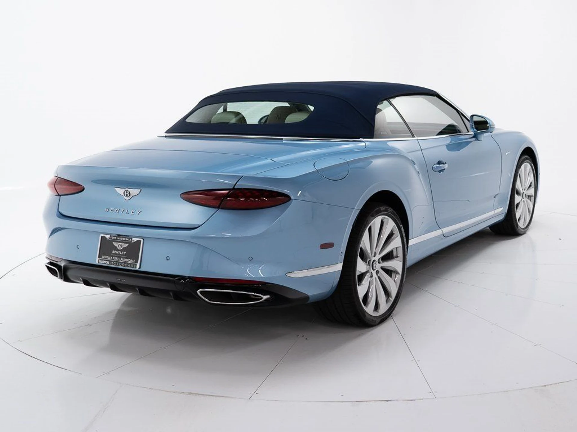 mph013_146434785_f94496d3c102708ba92c65915518e93c_e55934edd1