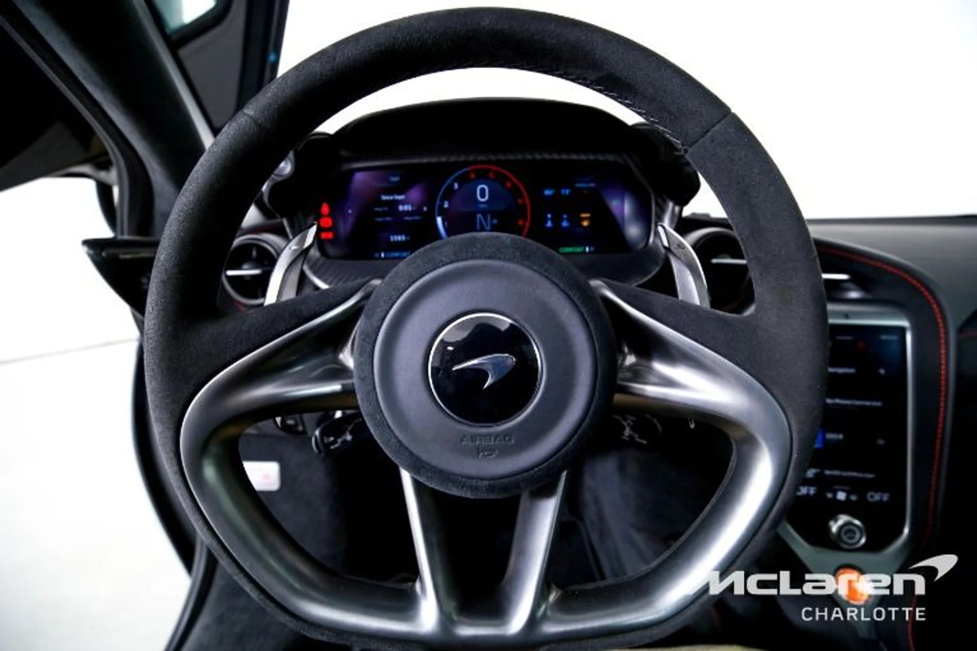 mph013_1473515047_Used_2025_Mc_Laren_750_S_f4239dd6f3