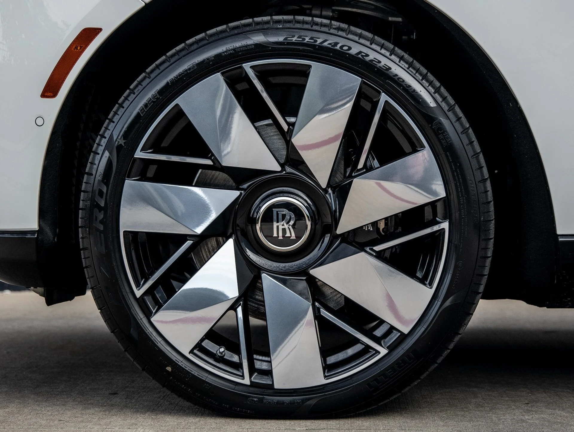 mph013_1474913407_14_70e8383225