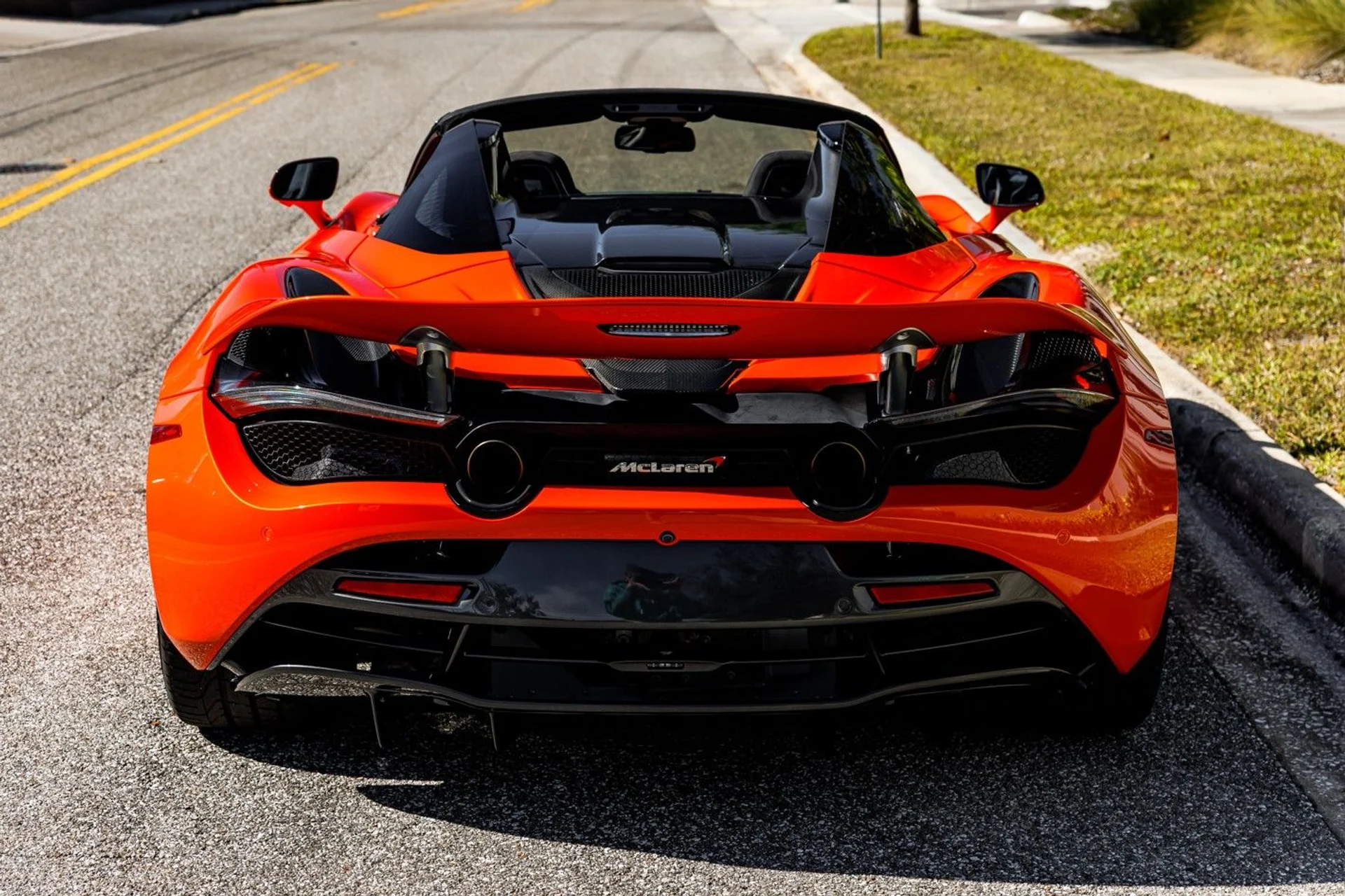 mph013_1477593097_625_p14_l_0e25dbb4ab