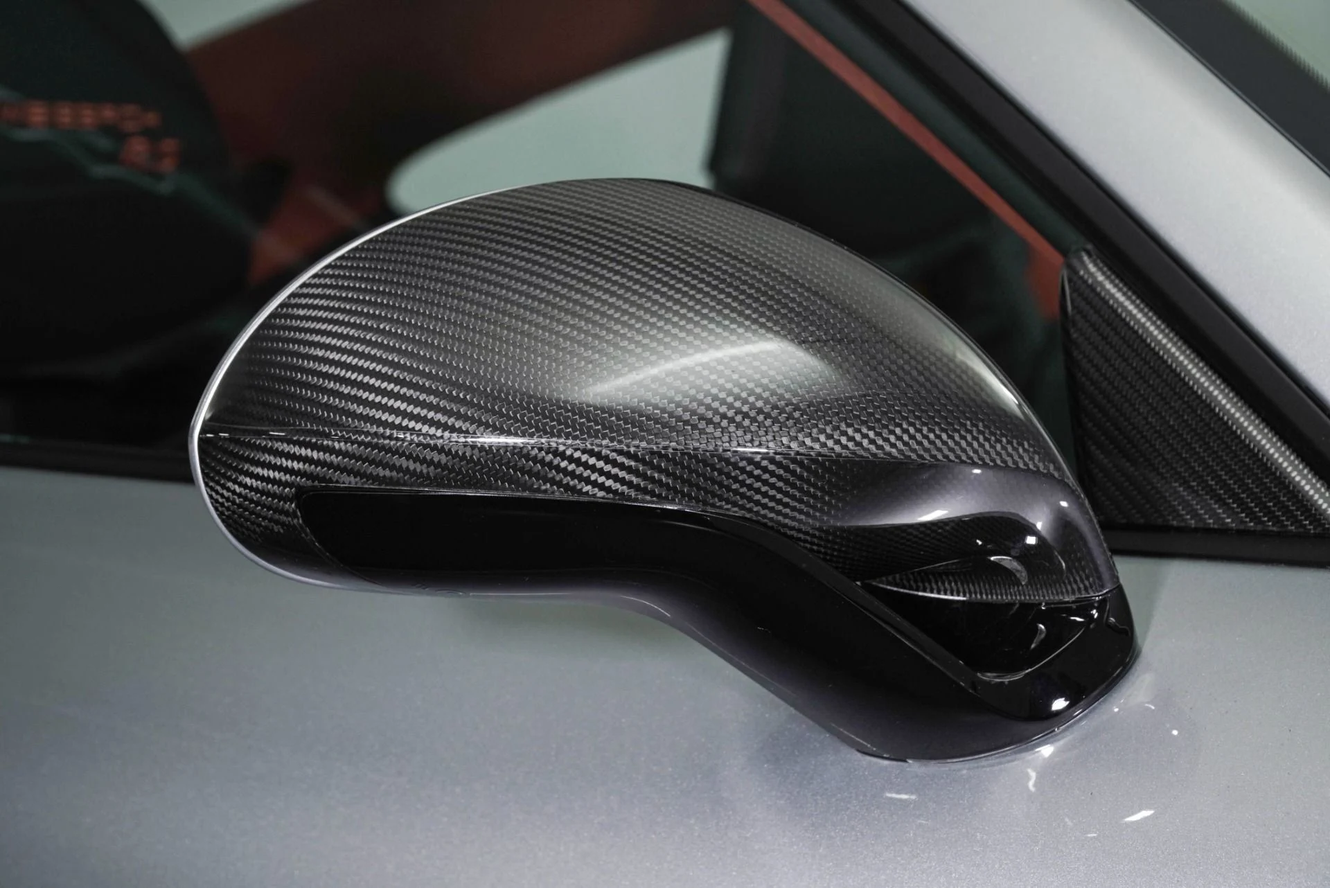 mph013_1480340686_Used_2018_Porsche_911_GT_2_RS_1779312801_de56fd5993