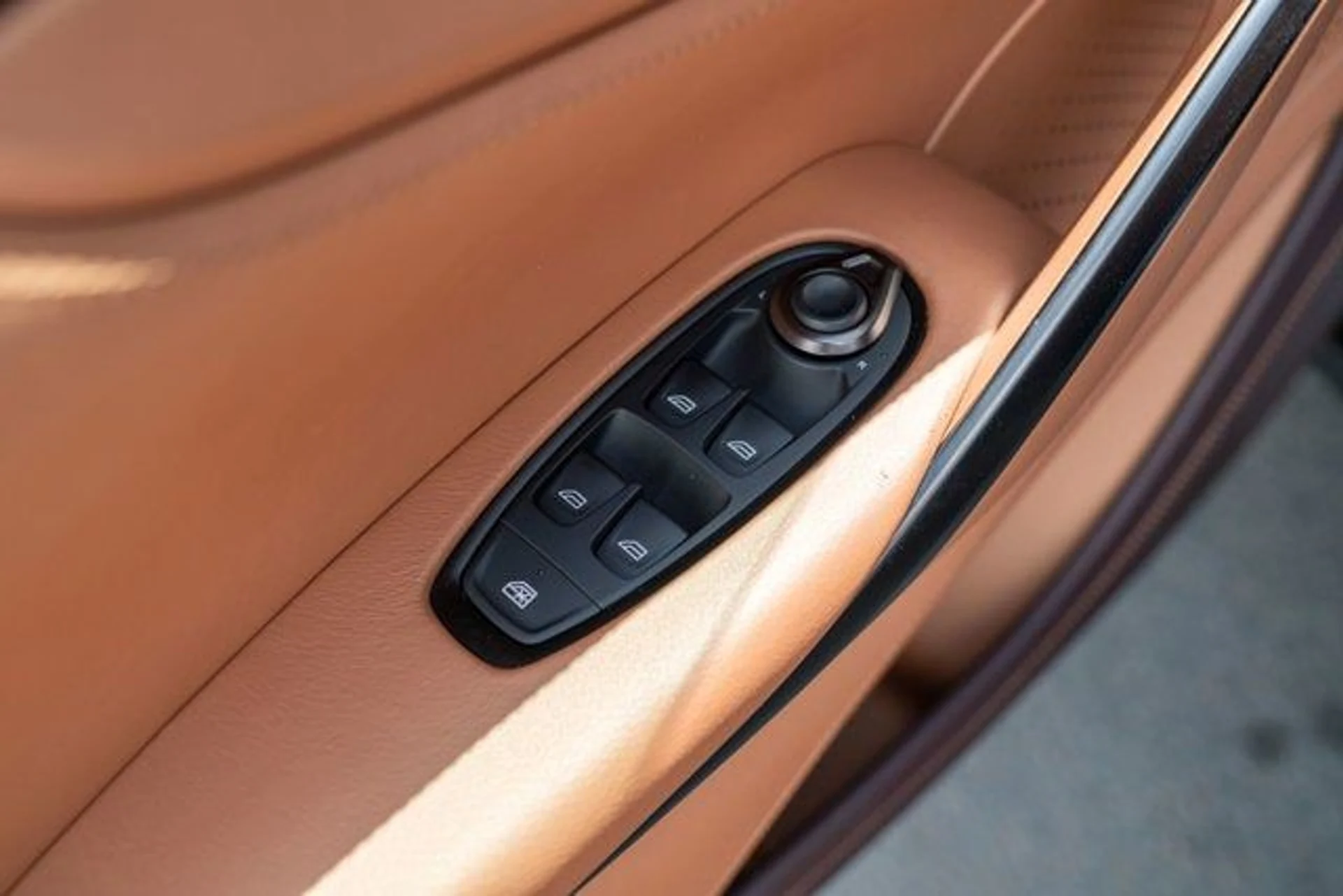 mph013_1486457383_14_12fe98f92d