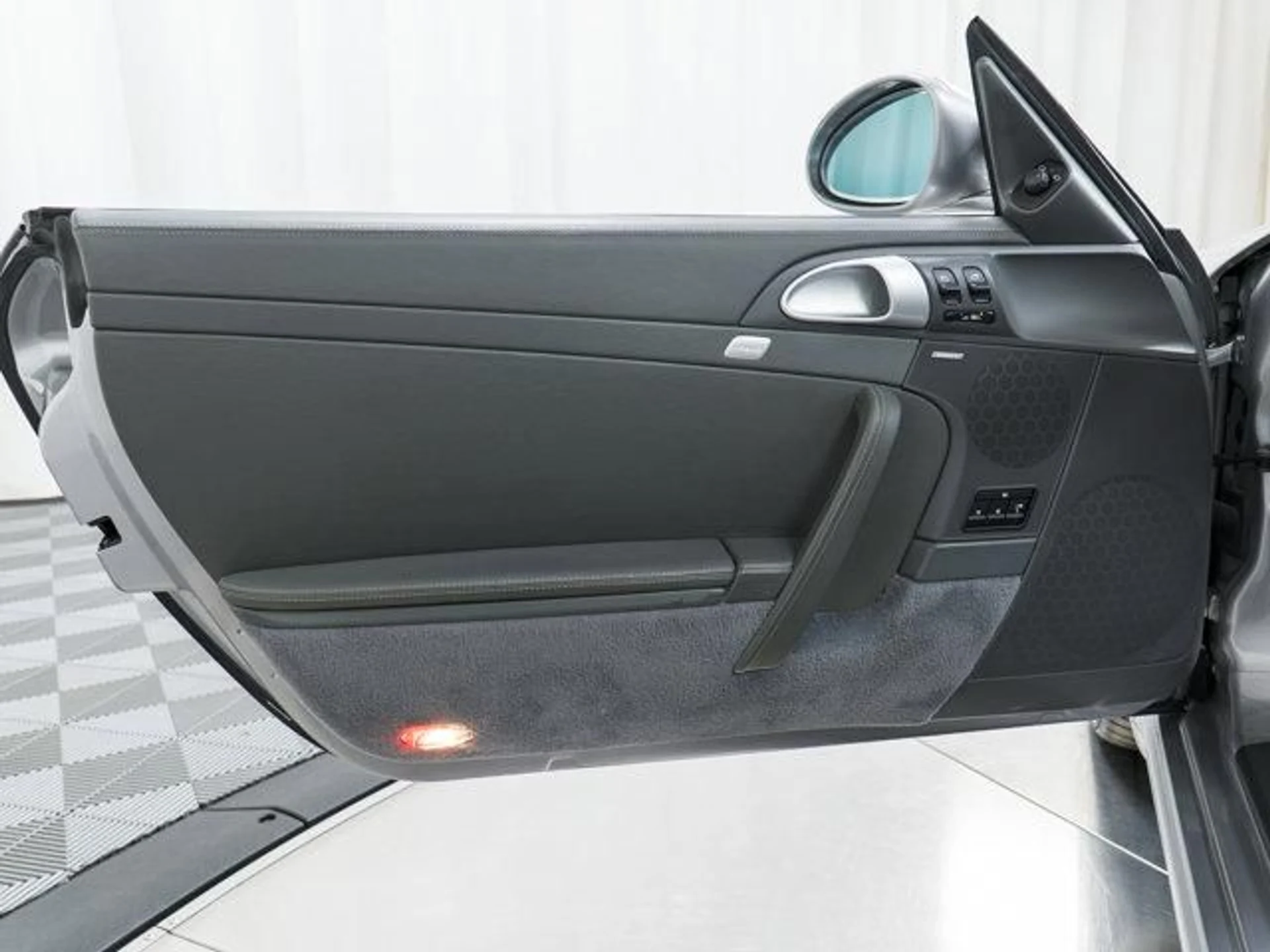 mph013_1487595703_O_Cz_H_Tj6u_Zbnn_I5b_Y_Ozj5_Tl_M_Q3g_c06b783b78