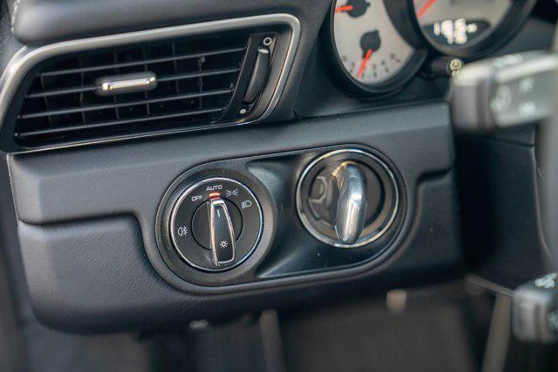 mph013_1488128935_Q_Bsp_Rro_Fcc_V7s_Uv_Flm_Rwh9n_R_Xl_U_f184369e41