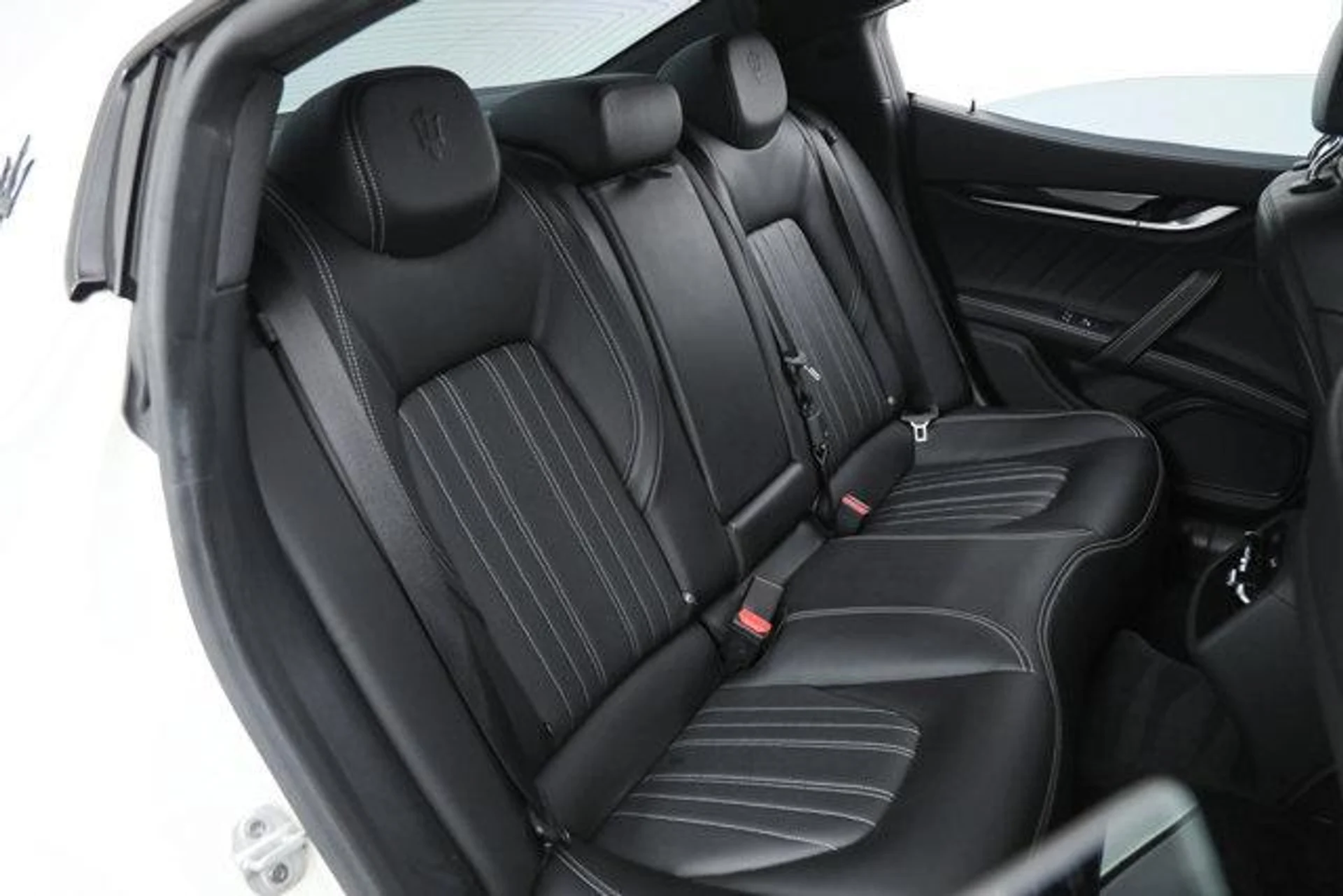 mph013_1488289508_g_K_Xdu_G9sc26_P_Xn_I3_Wc_H4_Ce_Xupw_70d0be5e2a