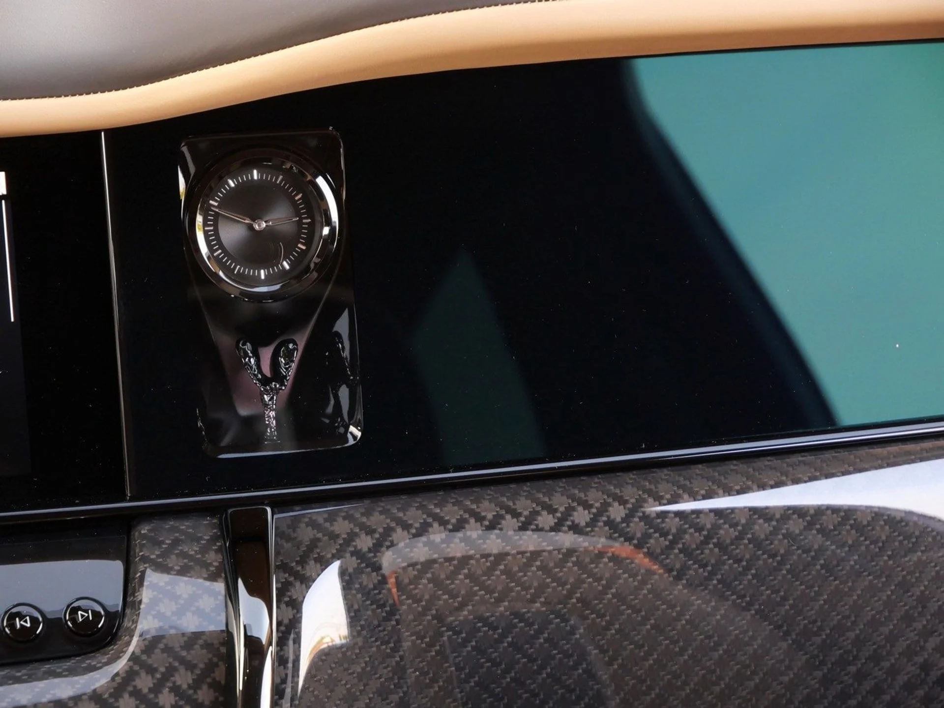 mph013_1489455622_4deaefde62e07374d0d5a3dc7cbd95e5x_b5e8a814b6