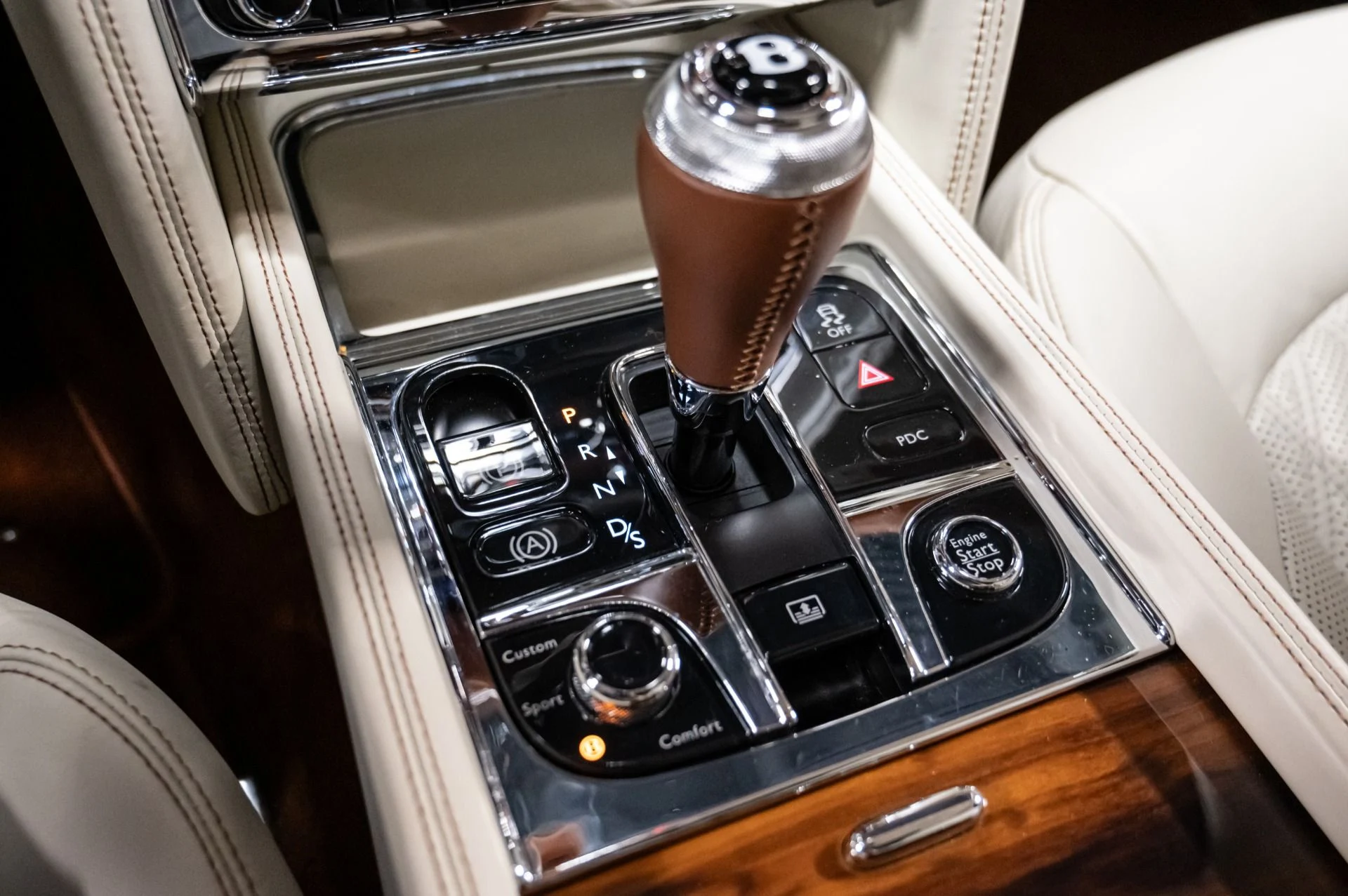 mph013_1496249324_Used_2018_Bentley_Mulsanne_Speed_1748643728_30b5ed9eaf