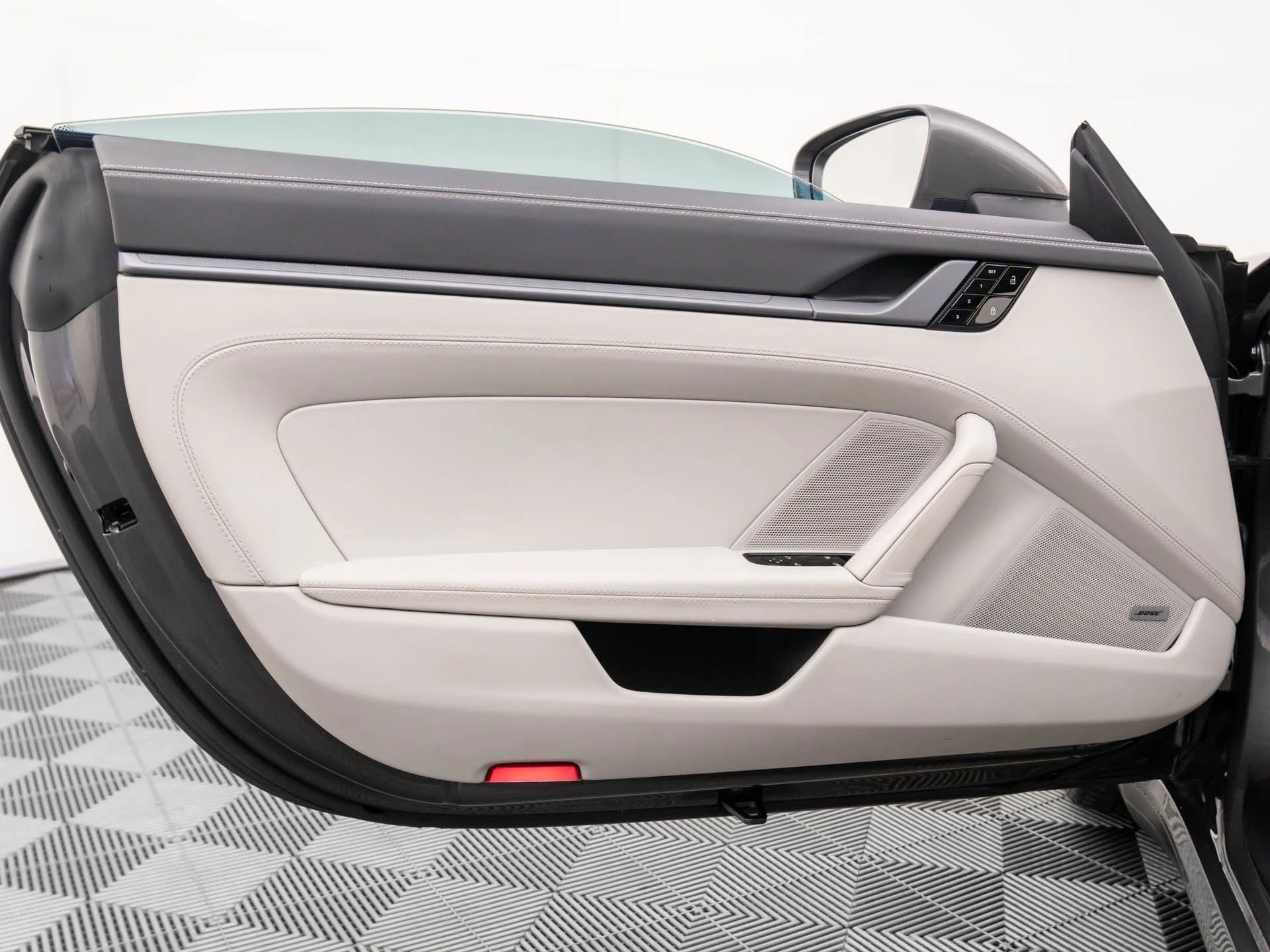 mph013_1501677854_79b6eb8a2ea0ff5844c33559d4115194x_696eb7c4d9