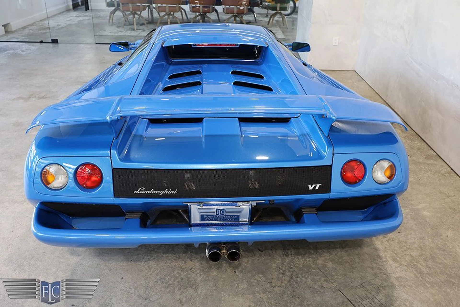 mph013_1506277077_used_2001_lamborghini_diablo_vt_coupe_9689_22815510_14_1024_58aaa76788