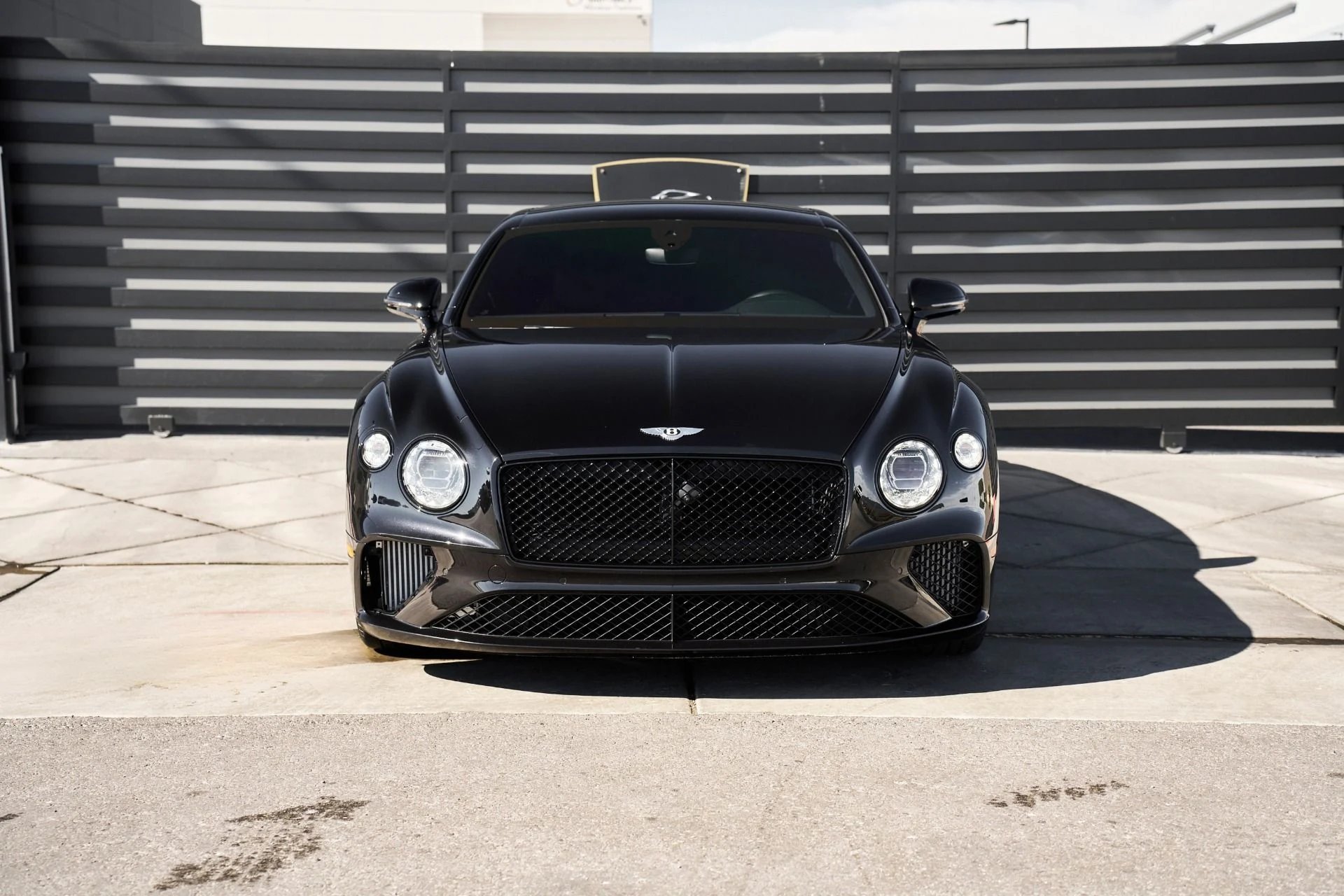 mph013_1509540992_Used_2023_Bentley_Continental_GT_V8_S_1763084111_e34884fb31