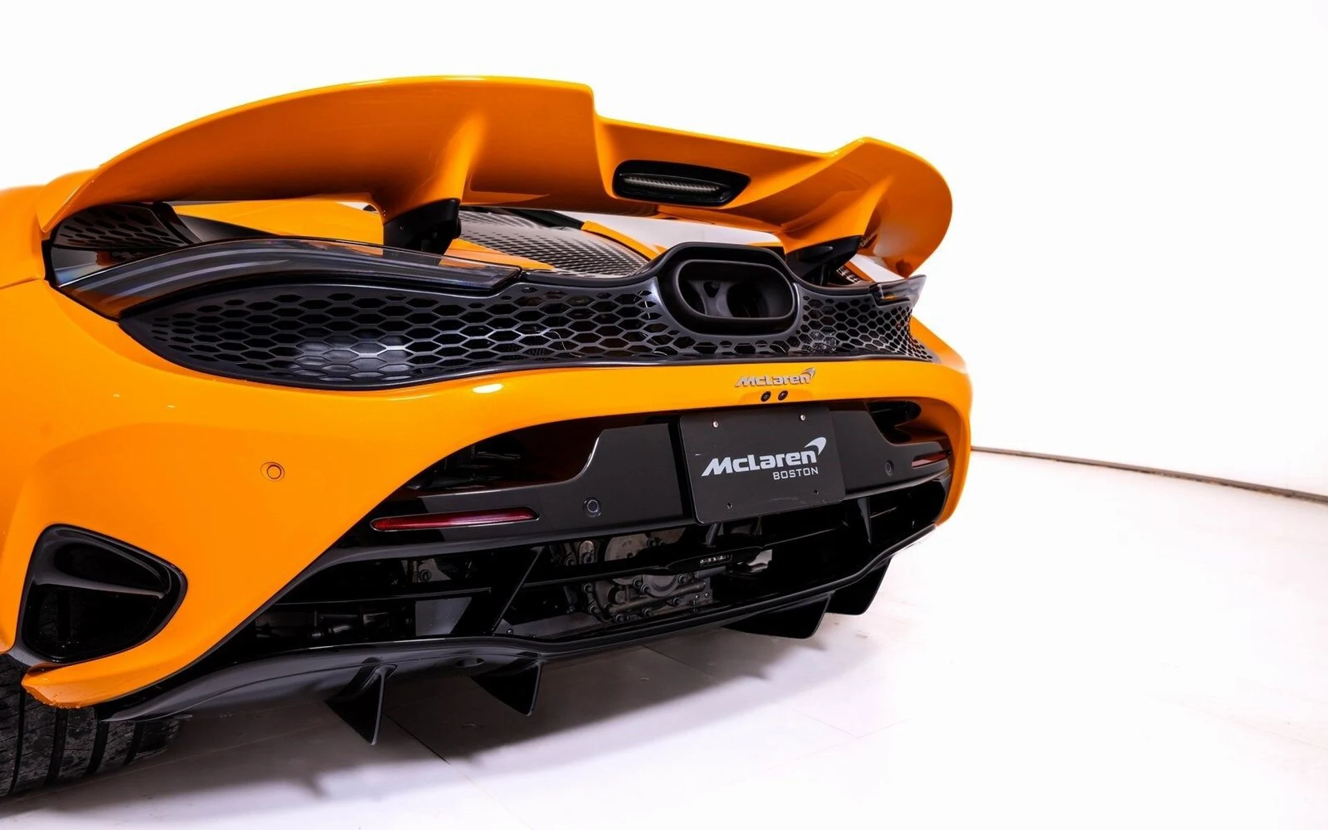 mph013_1510047124_cb05fbebbba5ea2a04ffa093904d6887x_e7d1555b23