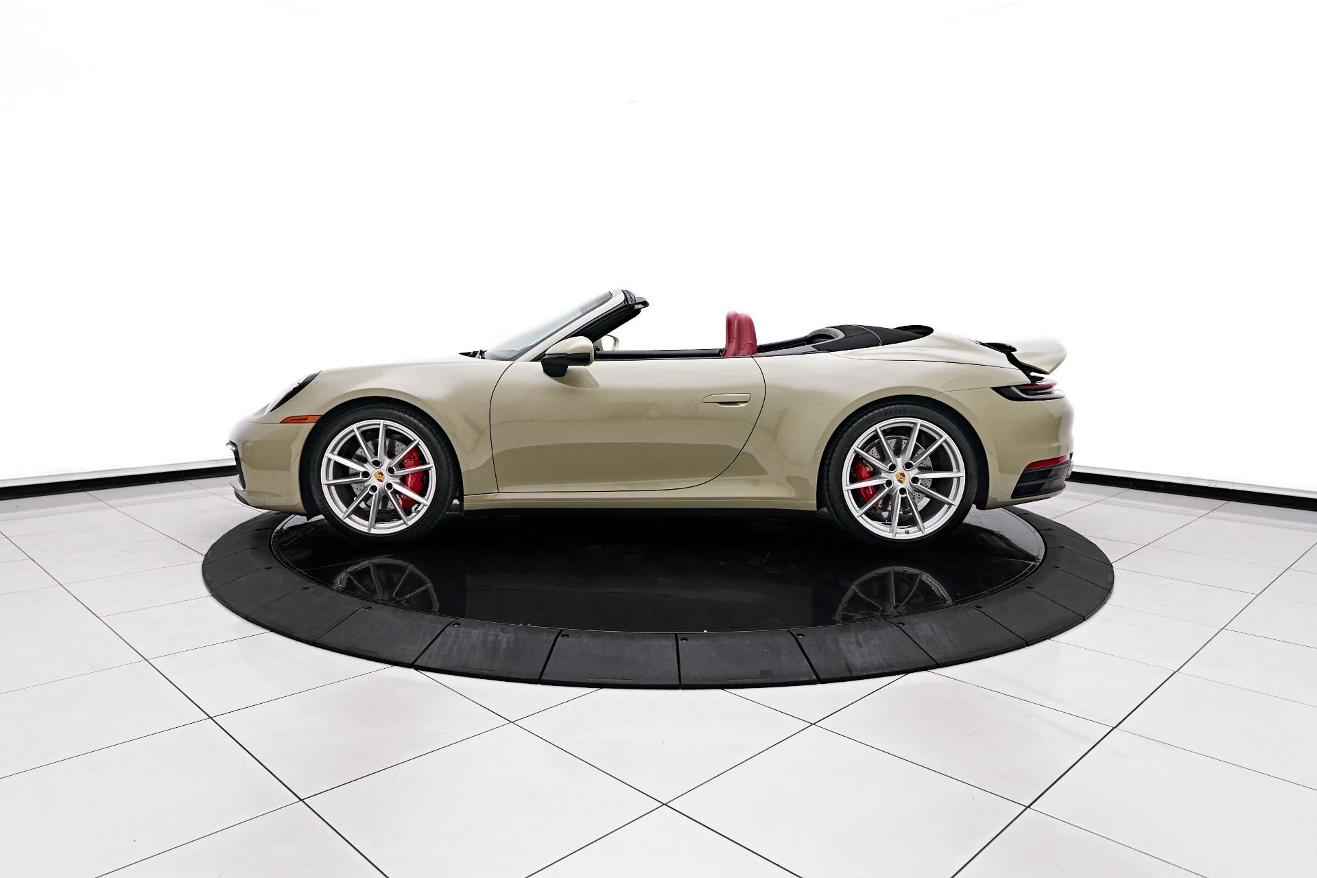 mph013_1511739097_Used_2022_Porsche_911_Carrera_S_1759192891_26305c68b5