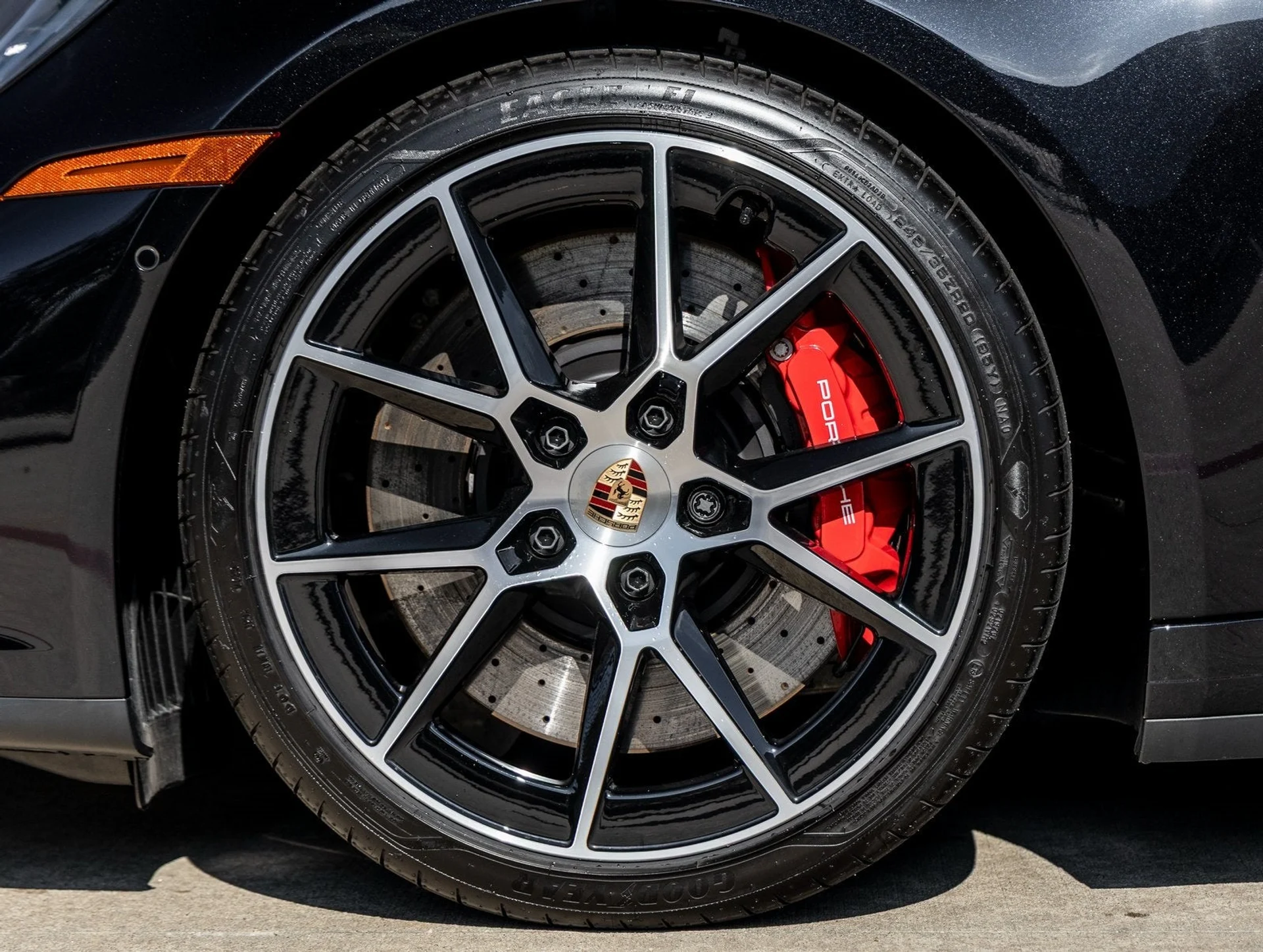 mph013_1518569352_14_a845a7a8ec