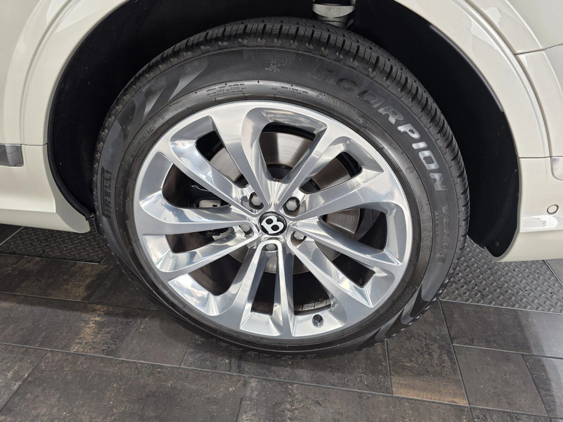 mph013_1520642357_c60ab98581400a0814589e559f1b9549_475d84e2e8