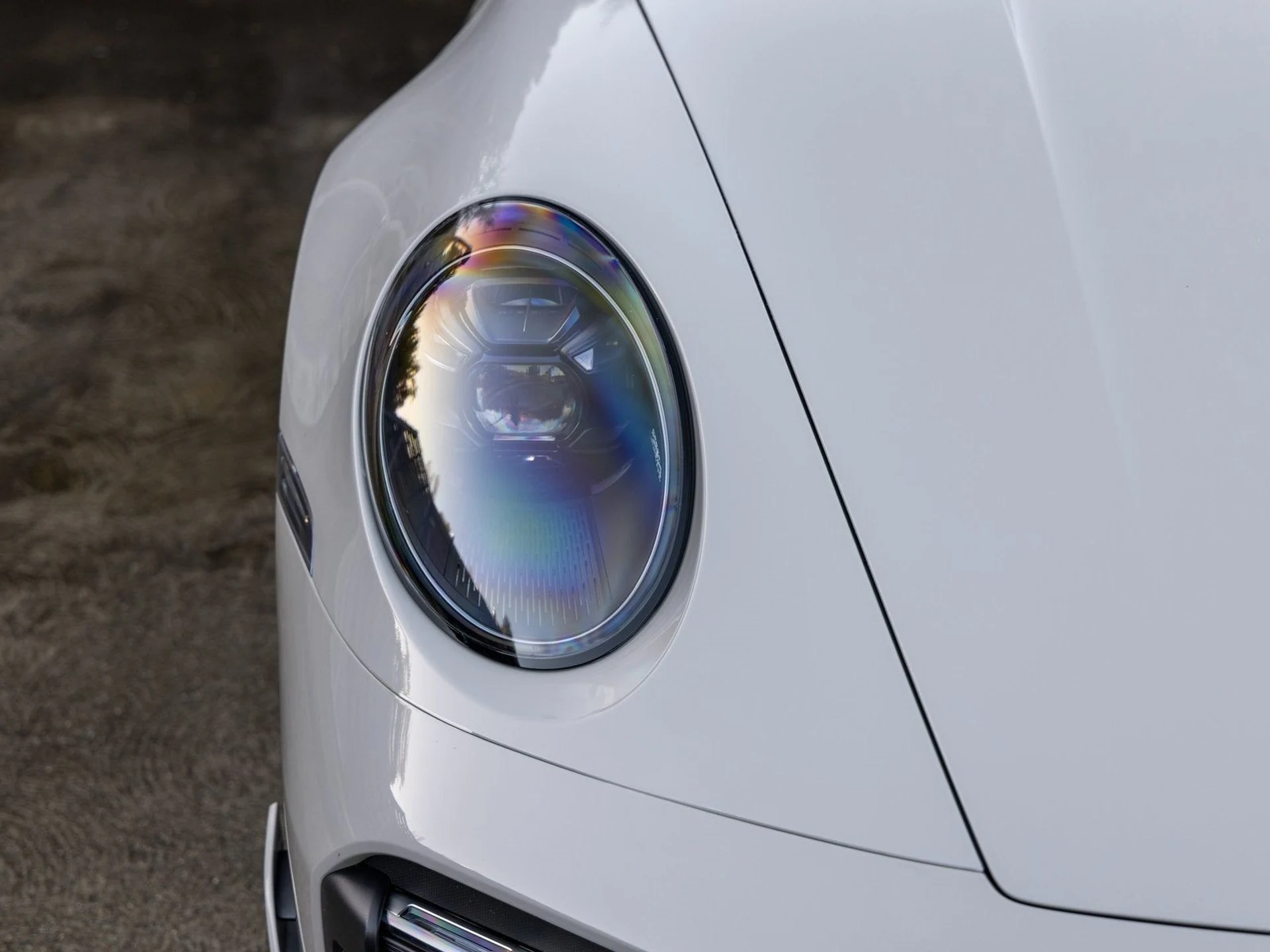 mph013_1529839599_14_218f30cf5b