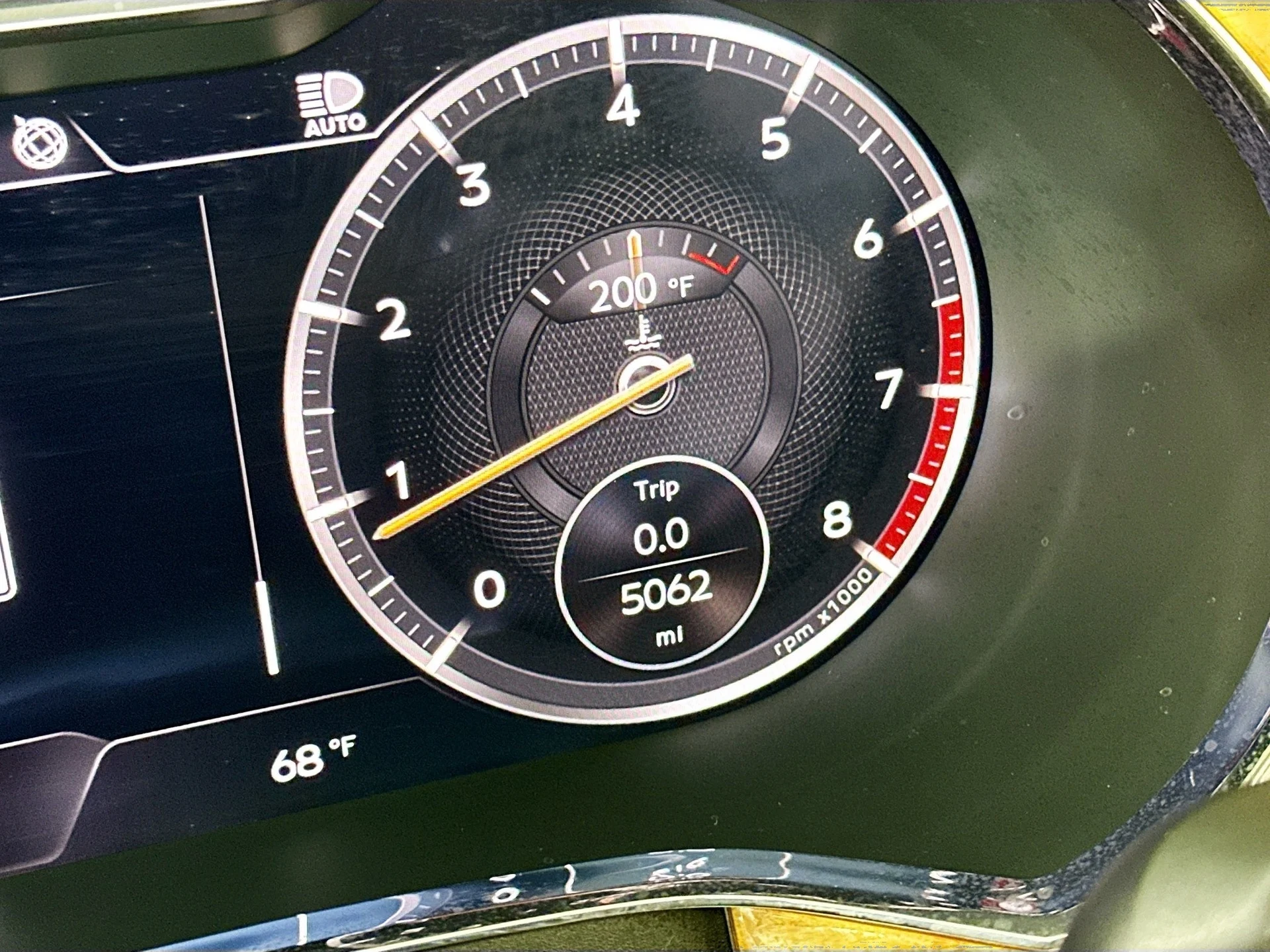 mph013_153353525_14_335bae10ed