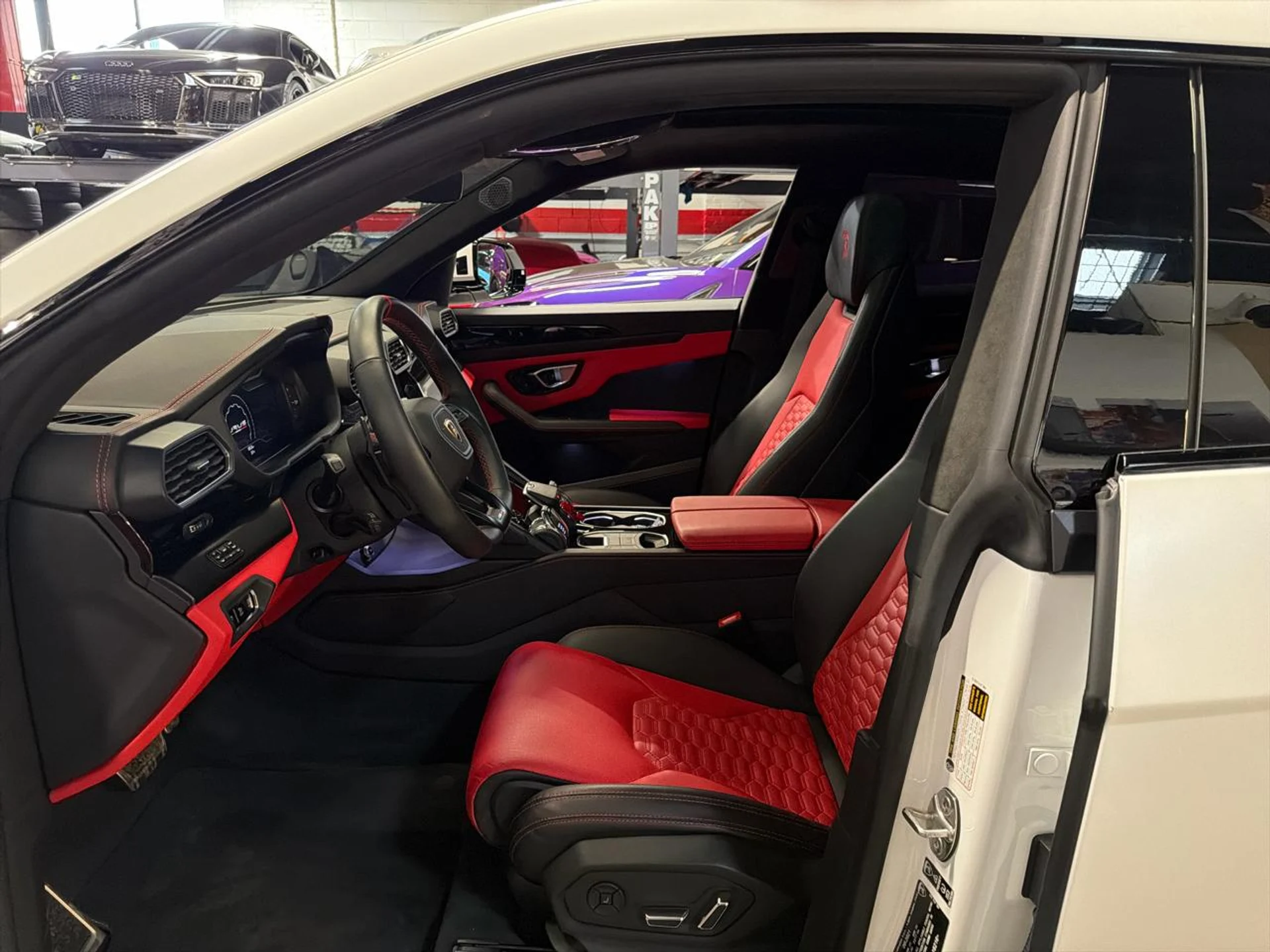 mph013_1538831302_639063333547941066_8edcb46f99