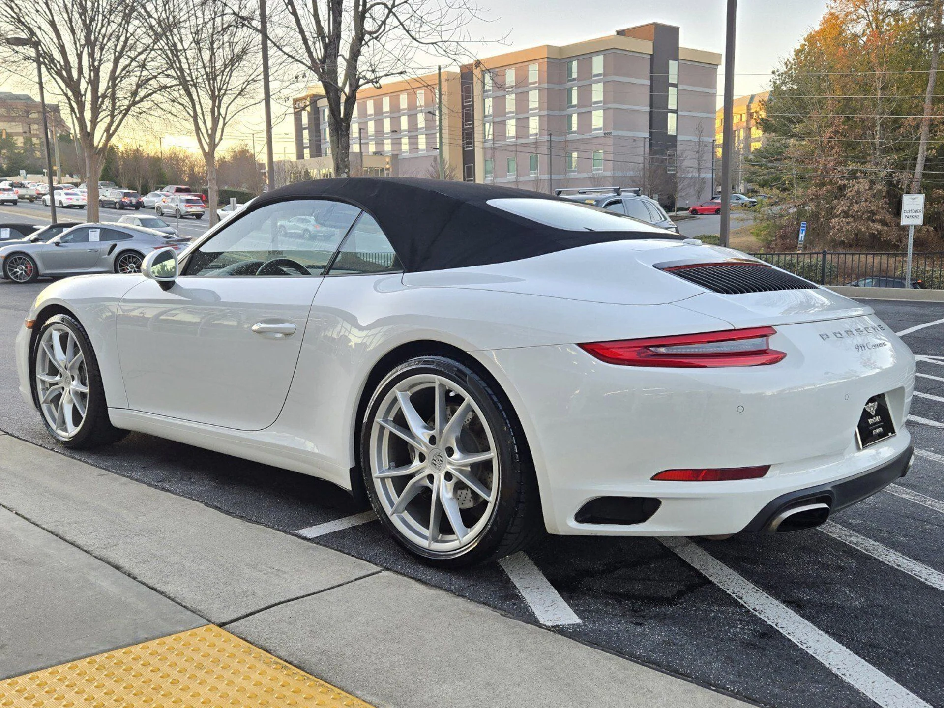 mph013_1540089999_b14893501ca18b3c89fb9f810549b857x_08d3453b1d