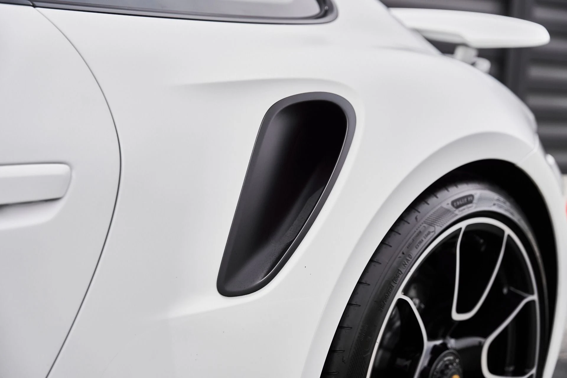 mph013_1544758730_Used_2024_Porsche_911_Turbo_S_1776446275_bd14233af4