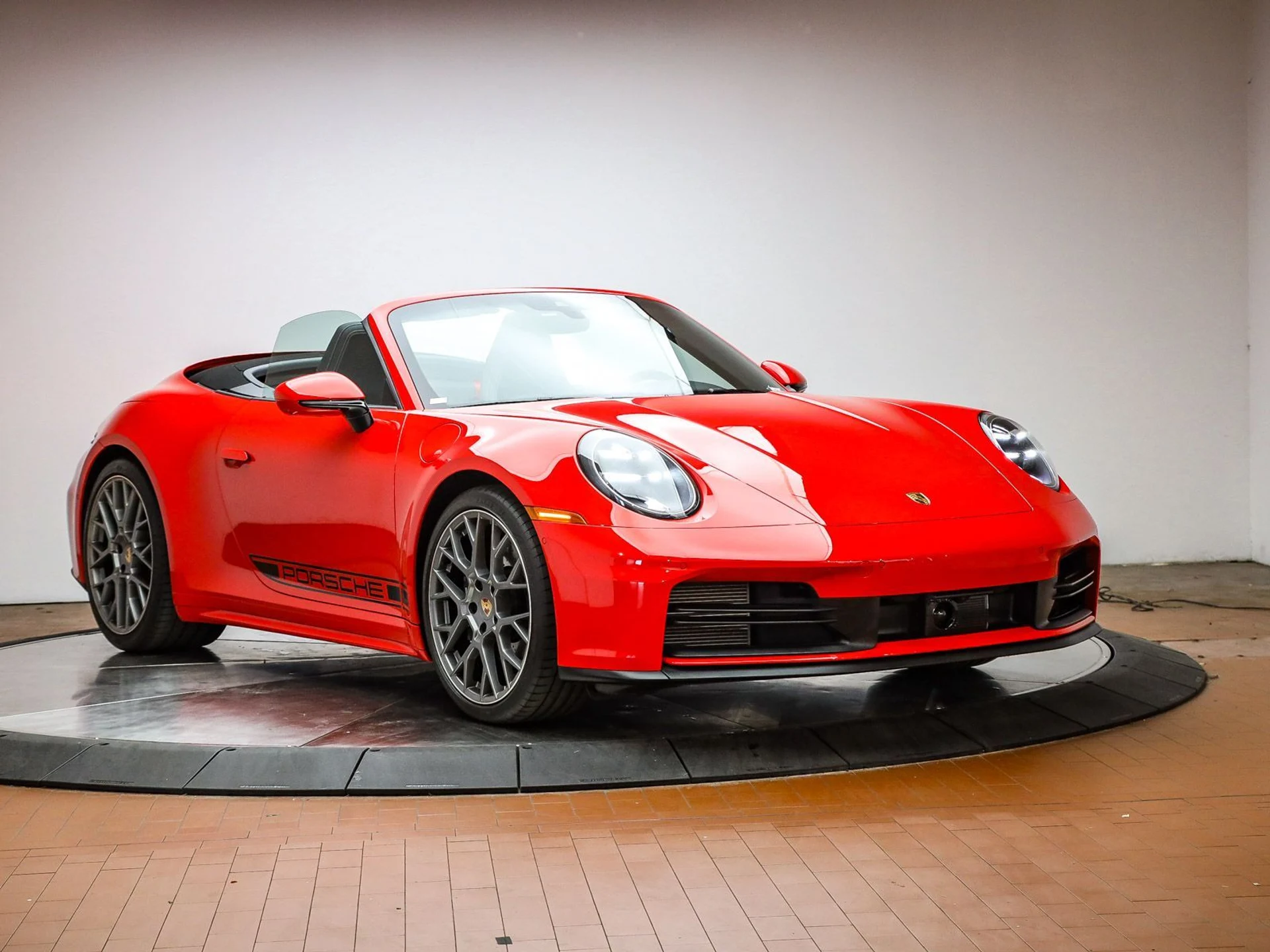 mph013_1545631742_ea1caf2bc173770861d506c2d77c0271x_f3b625090a