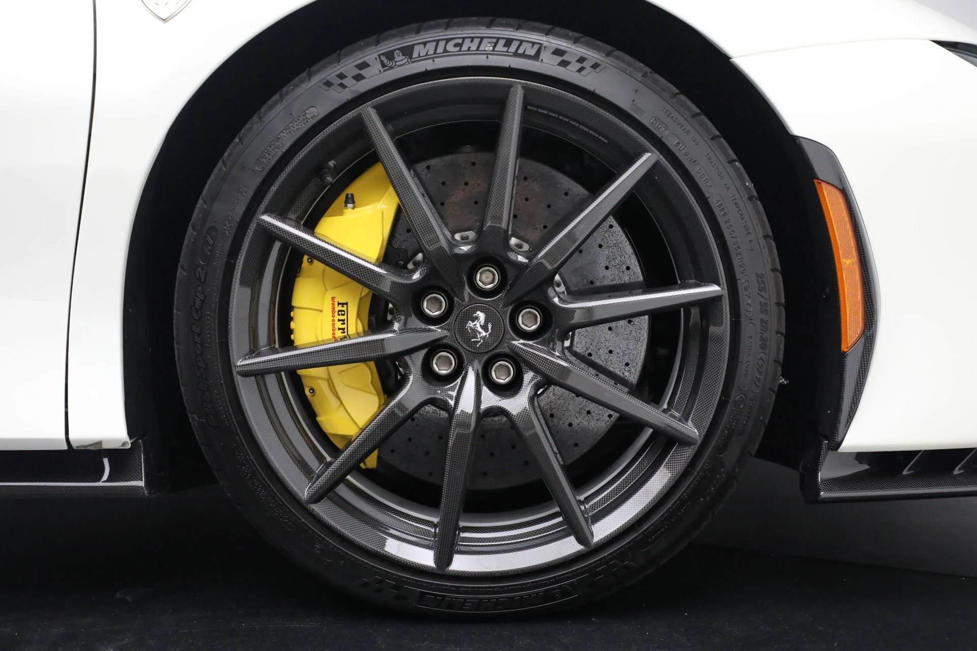 mph013_1547940087_Used_2021_Ferrari_SF_90_Stradale_0218987455