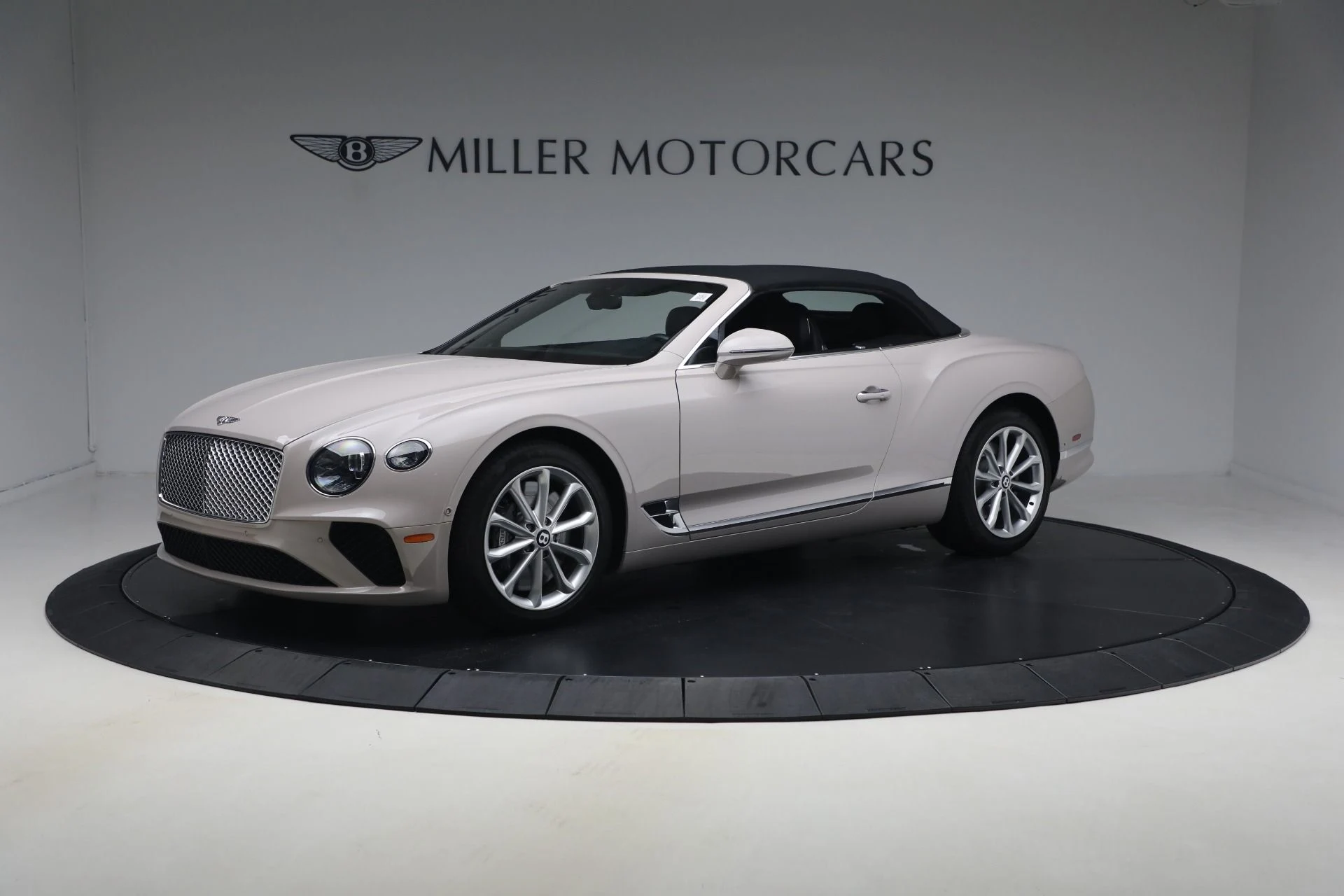 mph013_1548727505_Used_2020_Bentley_Continental_GTC_V8_1776967967_017d5167b6