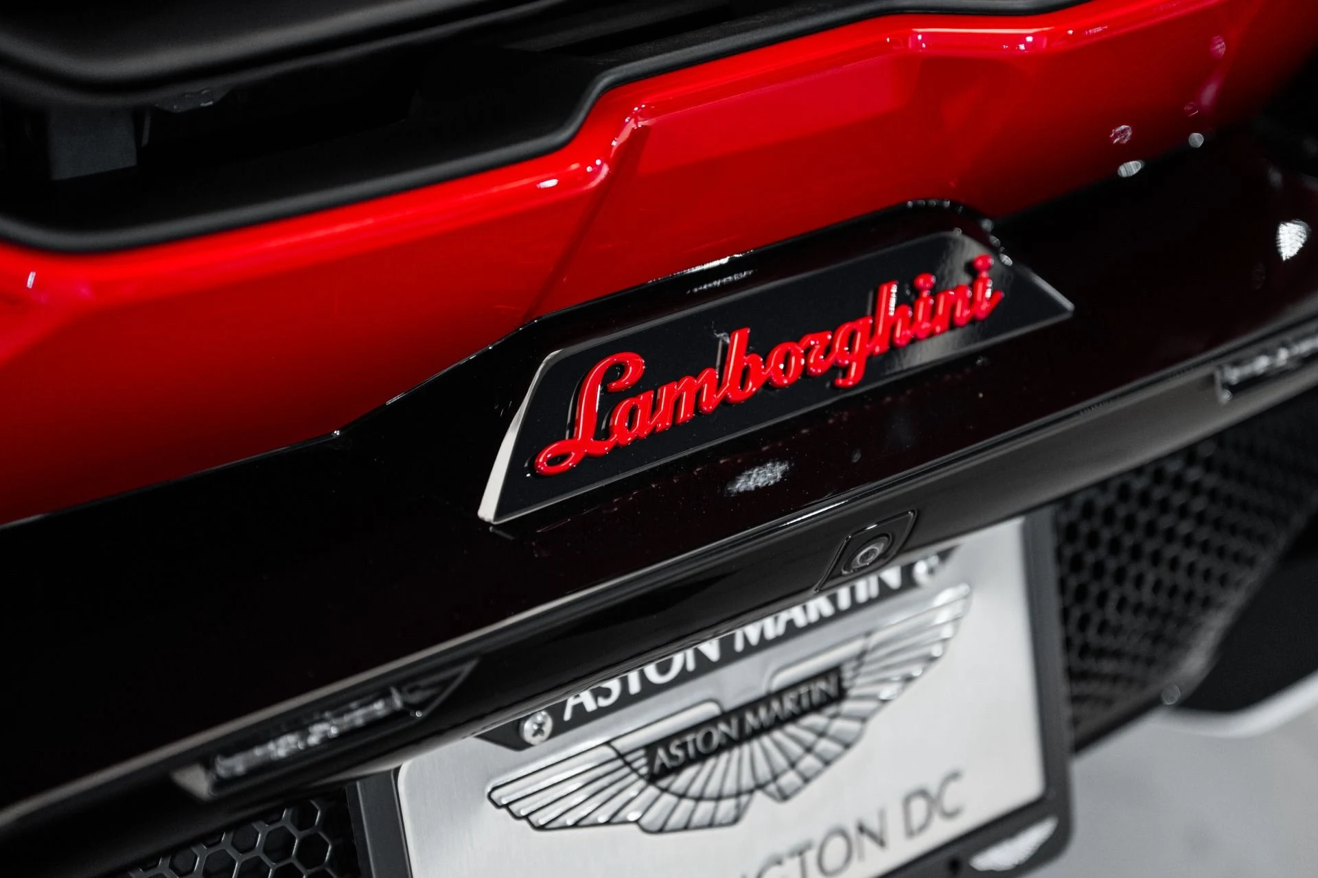 mph013_1550509078_Used_2024_Lamborghini_Revuelto_1754711013_97e51a27a8
