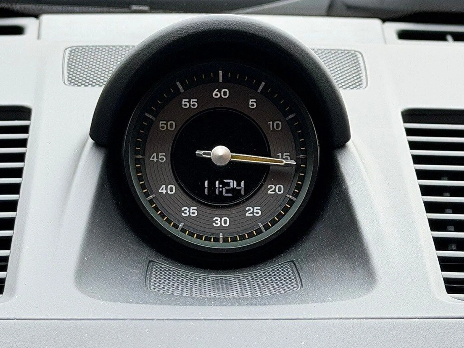 mph013_1553473623_28e11b703f5890b84492e8167f78ec9ax_4d67f08255