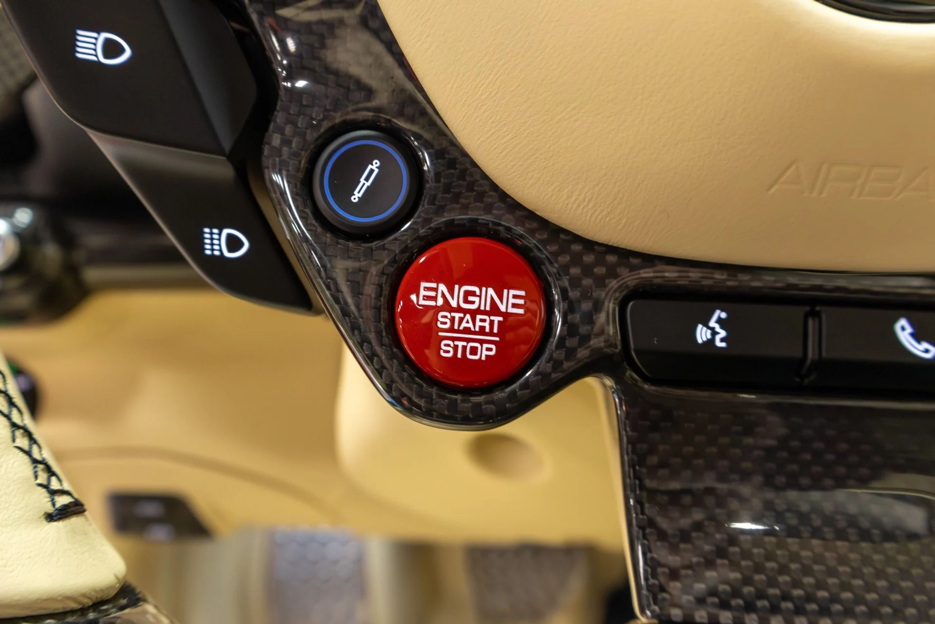 mph013_1557130589_Used_2018_Ferrari_812_Superfast_1763480061_080c8a406f