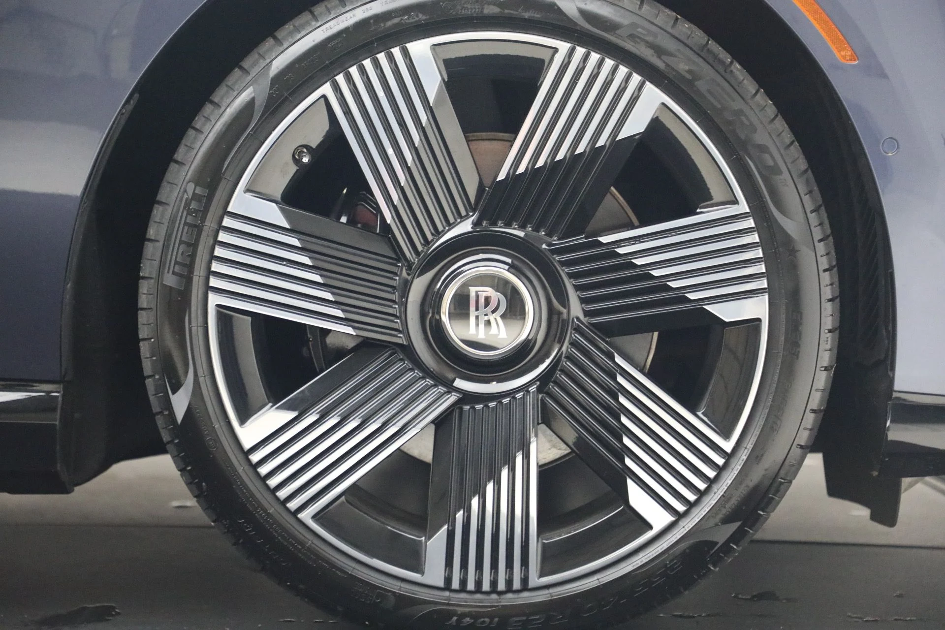 mph013_1562370099_Used_2024_Rolls_Royce_Spectre_a9c4c6bfae