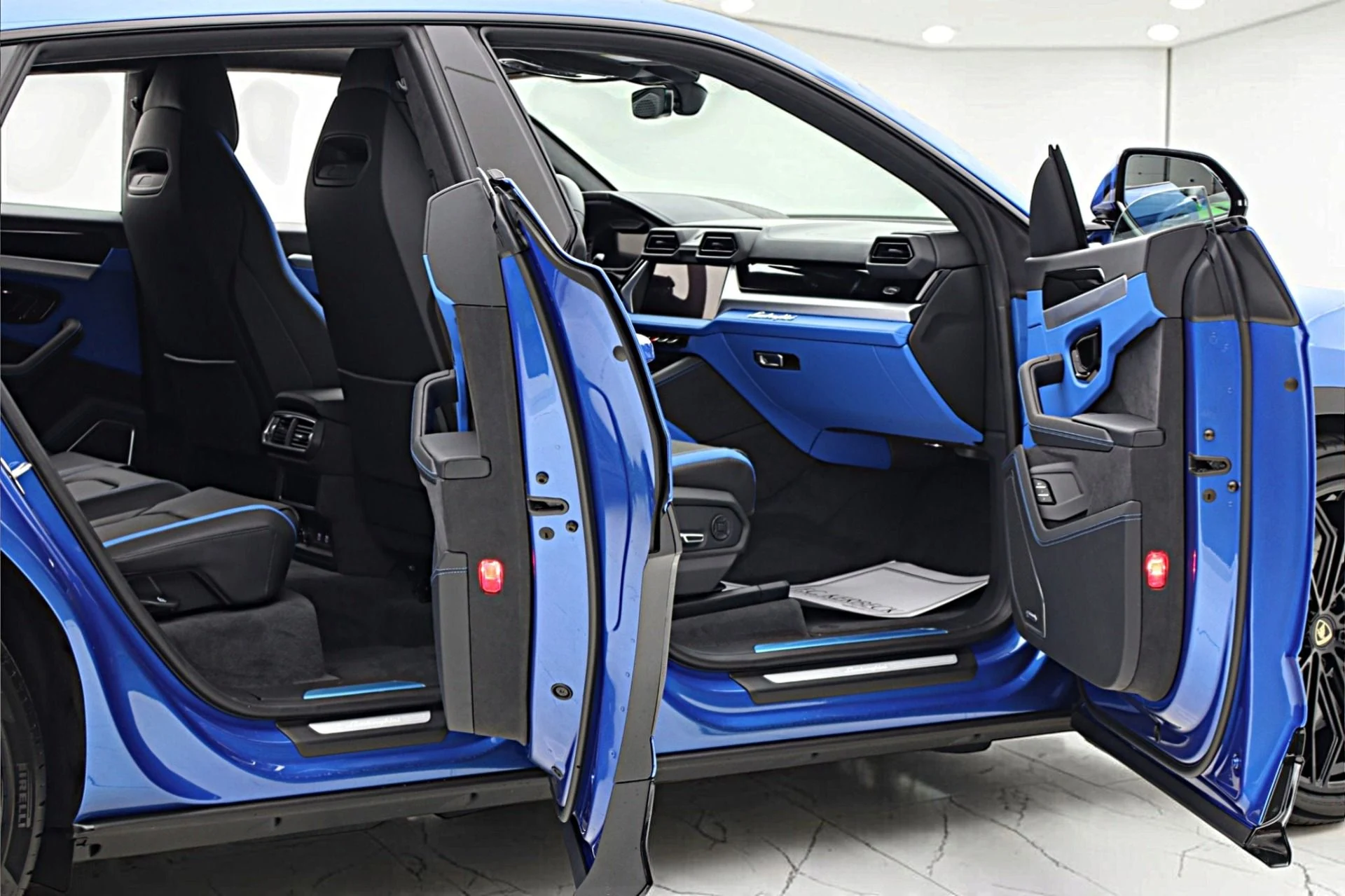 mph013_1570863054_New_2026_Lamborghini_Urus_SE_b2083eaf11