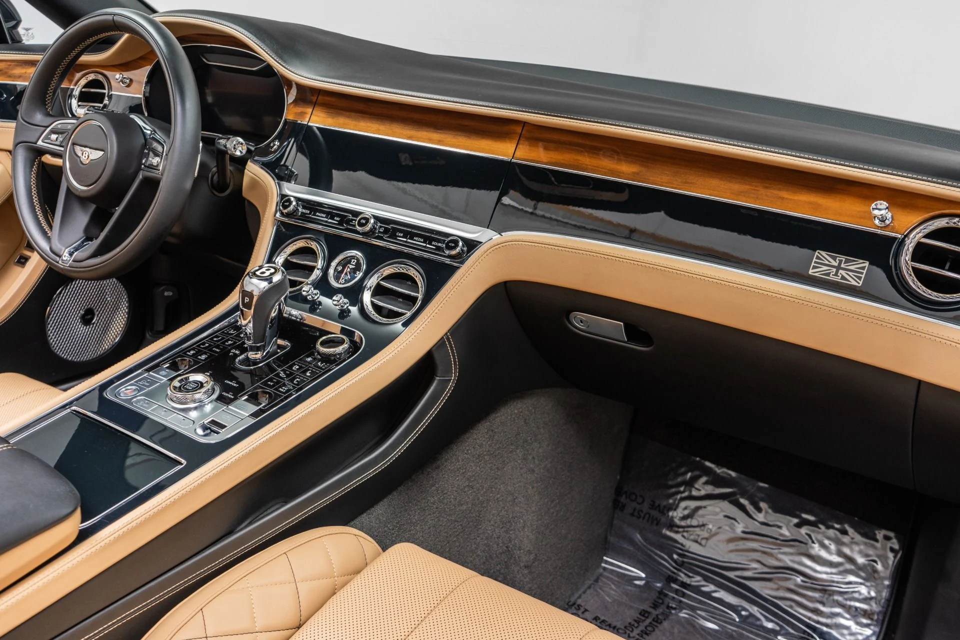 mph013_1572887712_Used_2020_Bentley_Continental_GTC_First_Edition_1790888742_78f1e2f35e