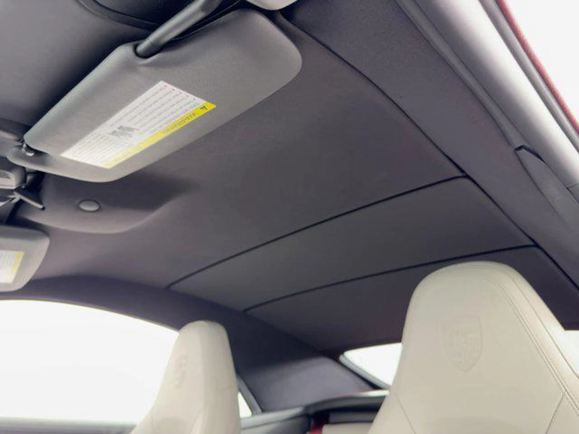 mph013_1578273892_M_Mnh_L_Nx_X90512_Gpltn33_PUH_Kb_Pc_a888055c74