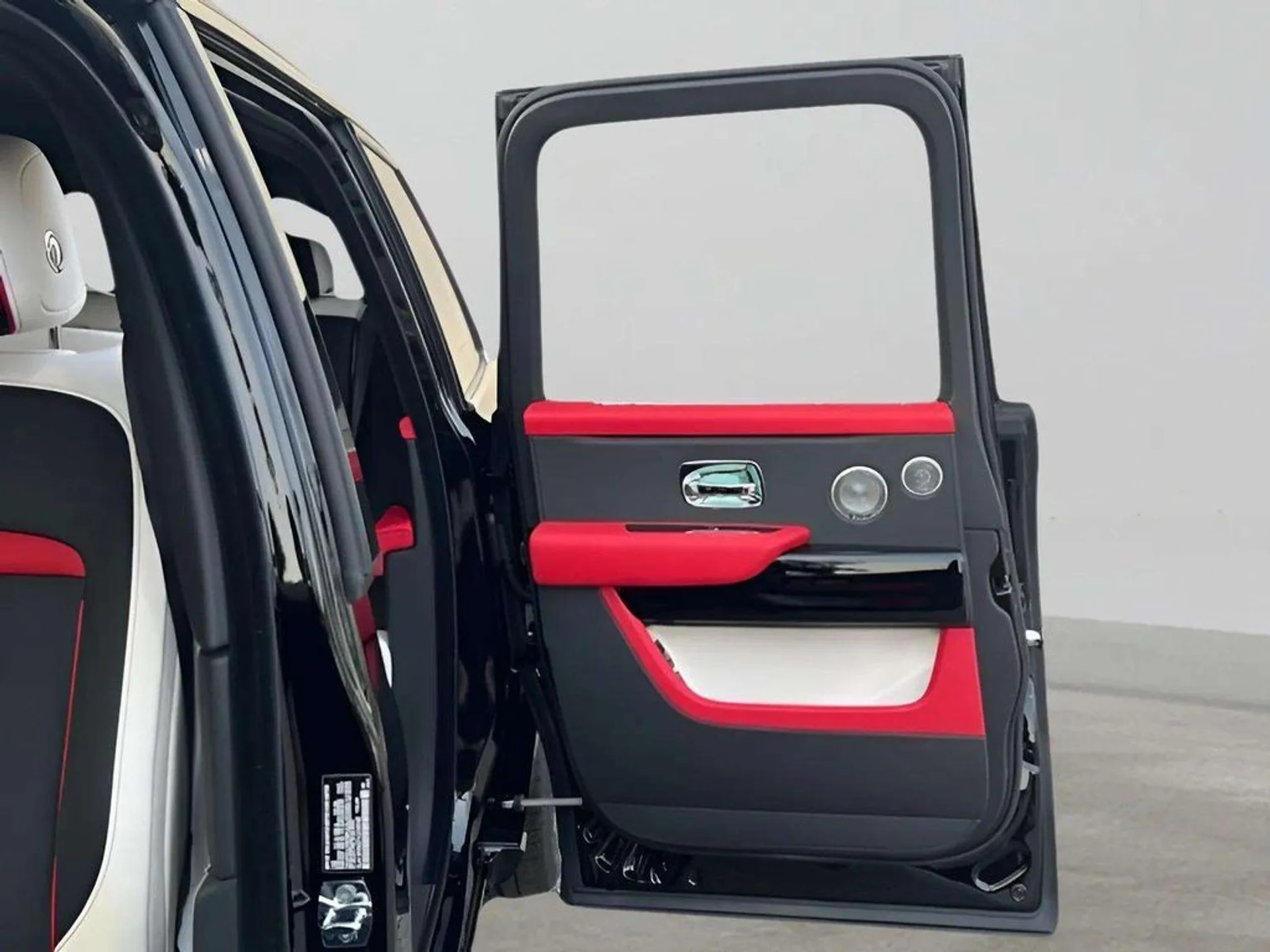 mph013_1584789191_e40a86a219e50a1f86afbb46fa04f29bx_5da35241c1