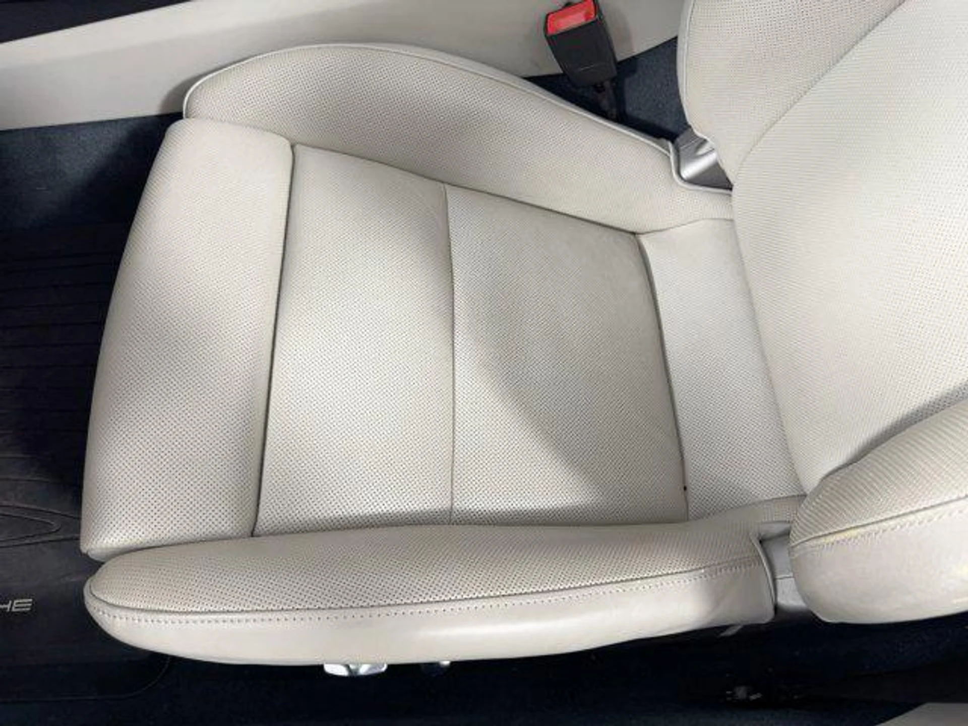 mph013_1592650689_Wwo_AWGA_vg9m_N_Ne93_Iv_MR_Lu_S7c_f06fdbc649