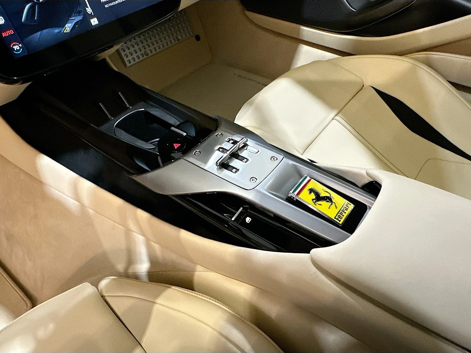 mph013_1593636857_14_9260ca1463