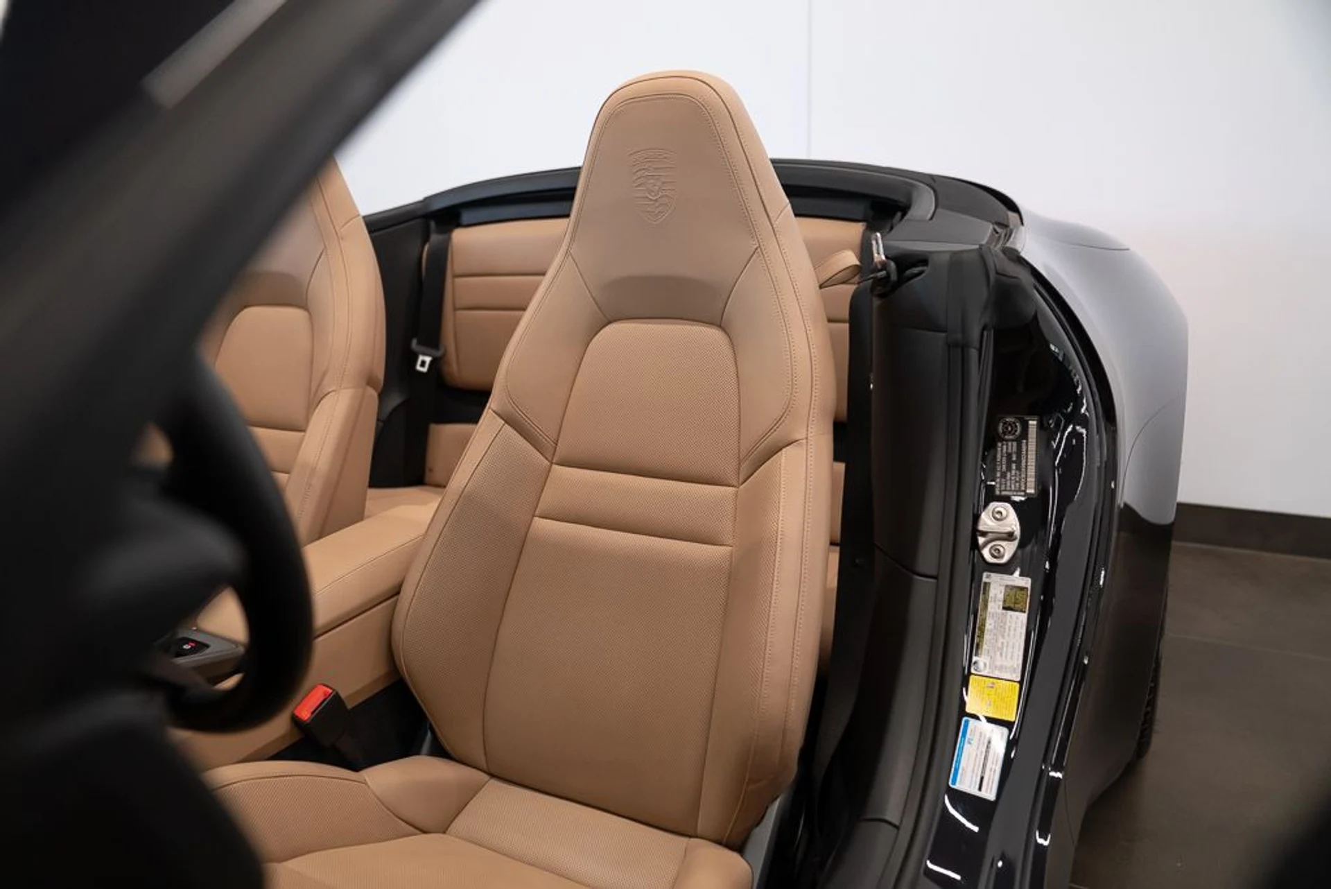 mph013_1596790134_porsche_911_2022_jpg_v_1780407122_5b7cf35c48
