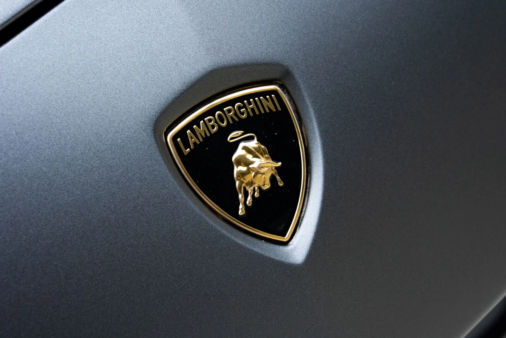 mph013_1599741761_Used_2015_Lamborghini_Aventador_LP_700_4_1778261786_26d82f6183